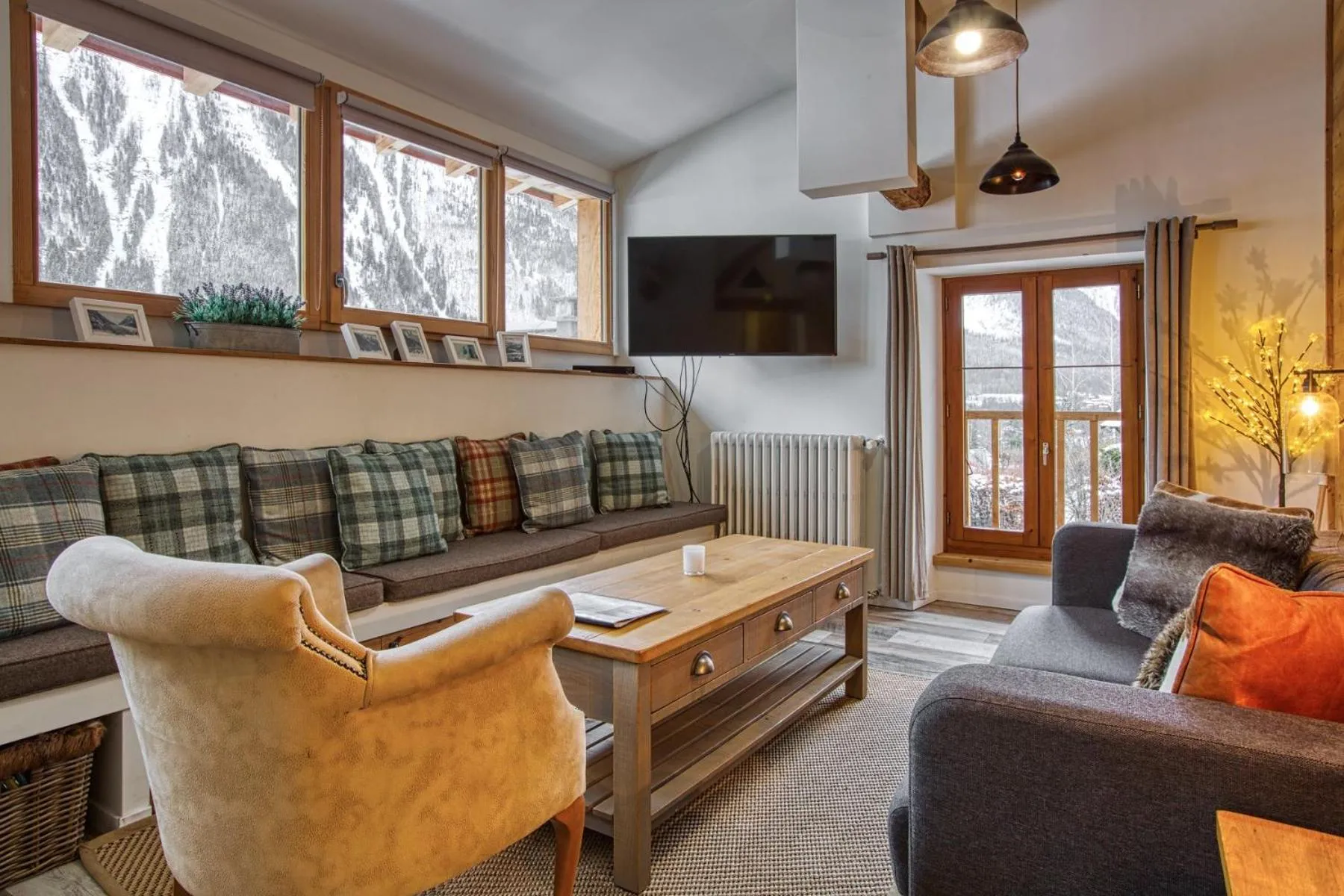 Living room in Loft Apartment High Rimaye - Mont Blanc Views, Close to Brevent
