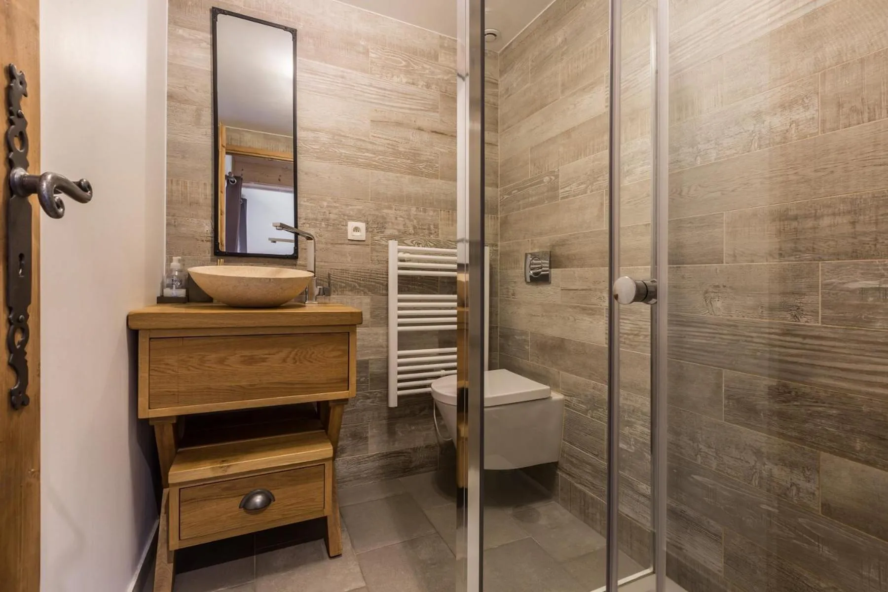 Bathroom in Loft Apartment High Rimaye - Mont Blanc Views, Close to Brevent