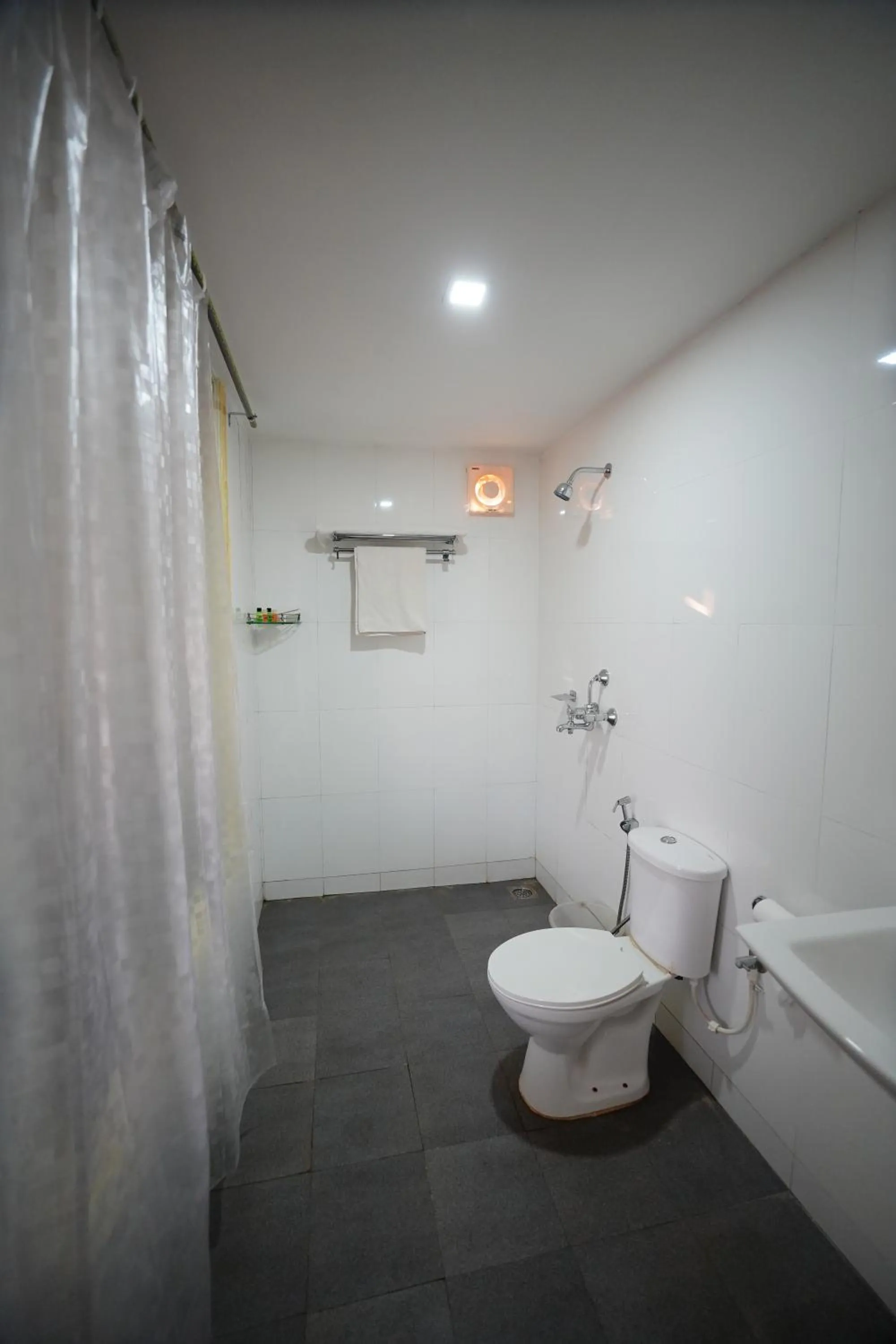 Sunset & Waves Resort, Mandrem Beach