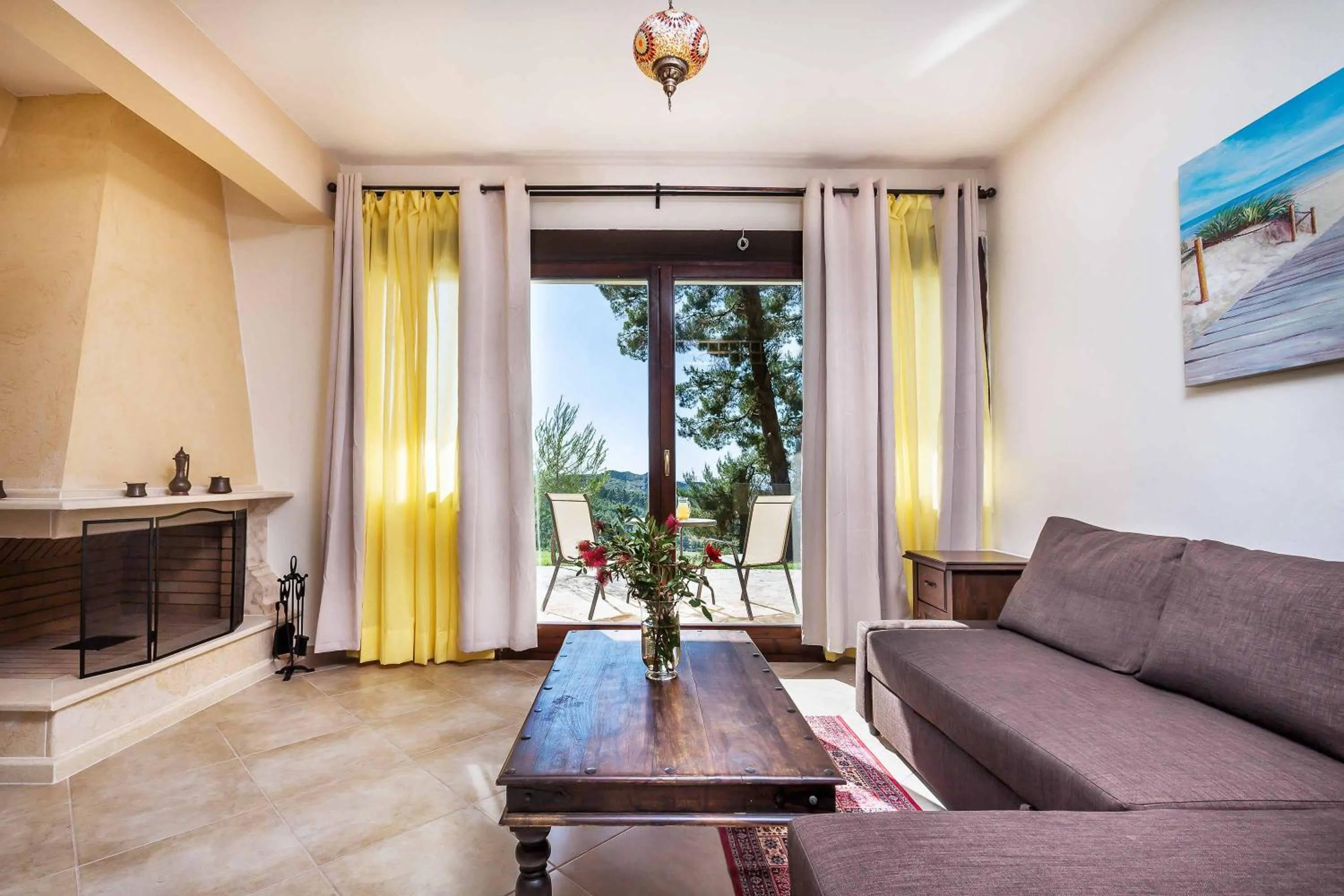 Living room in Akritas Ef Zin Villas & Suites