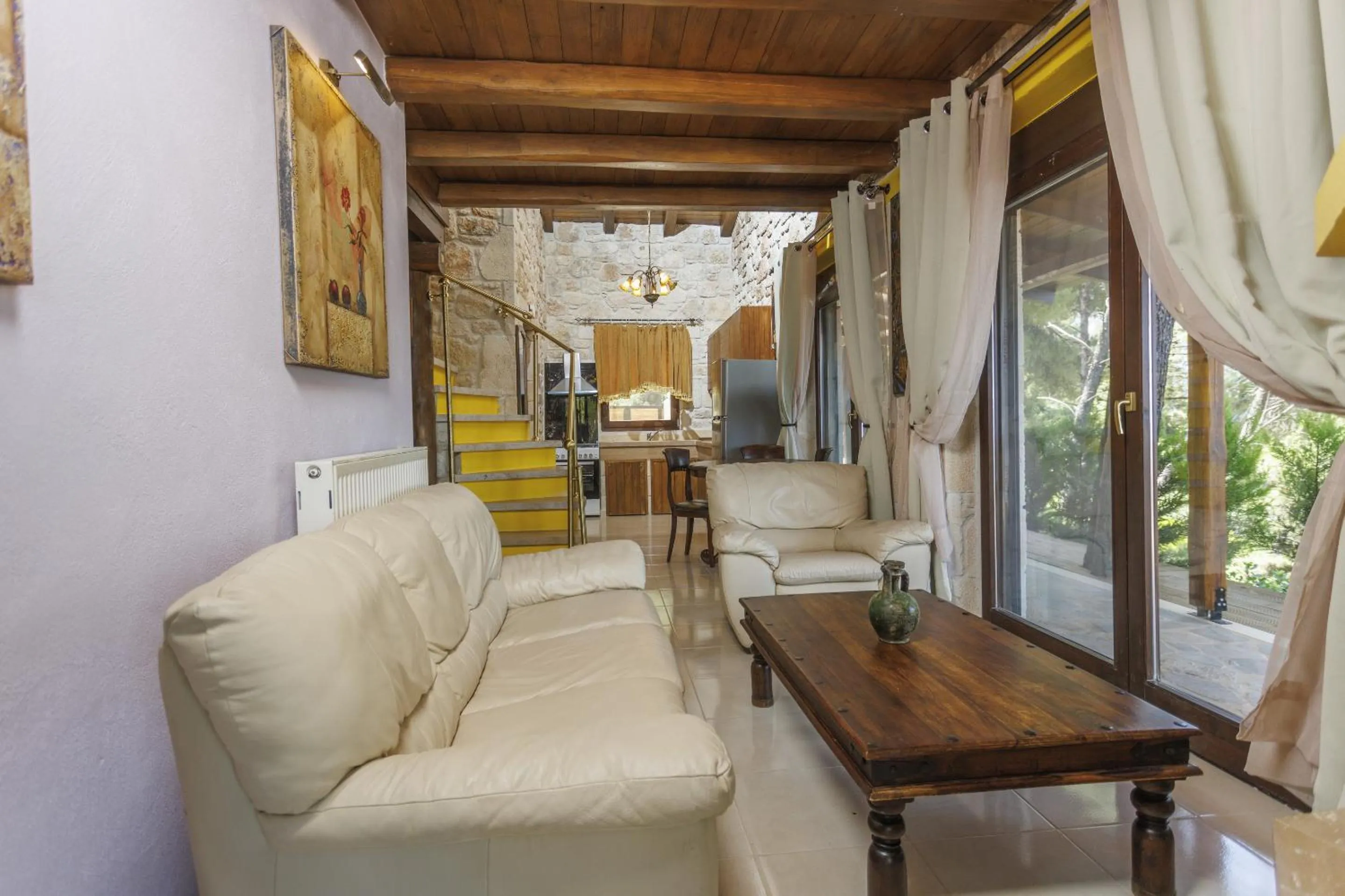 Living room in Akritas Ef Zin Villas & Suites