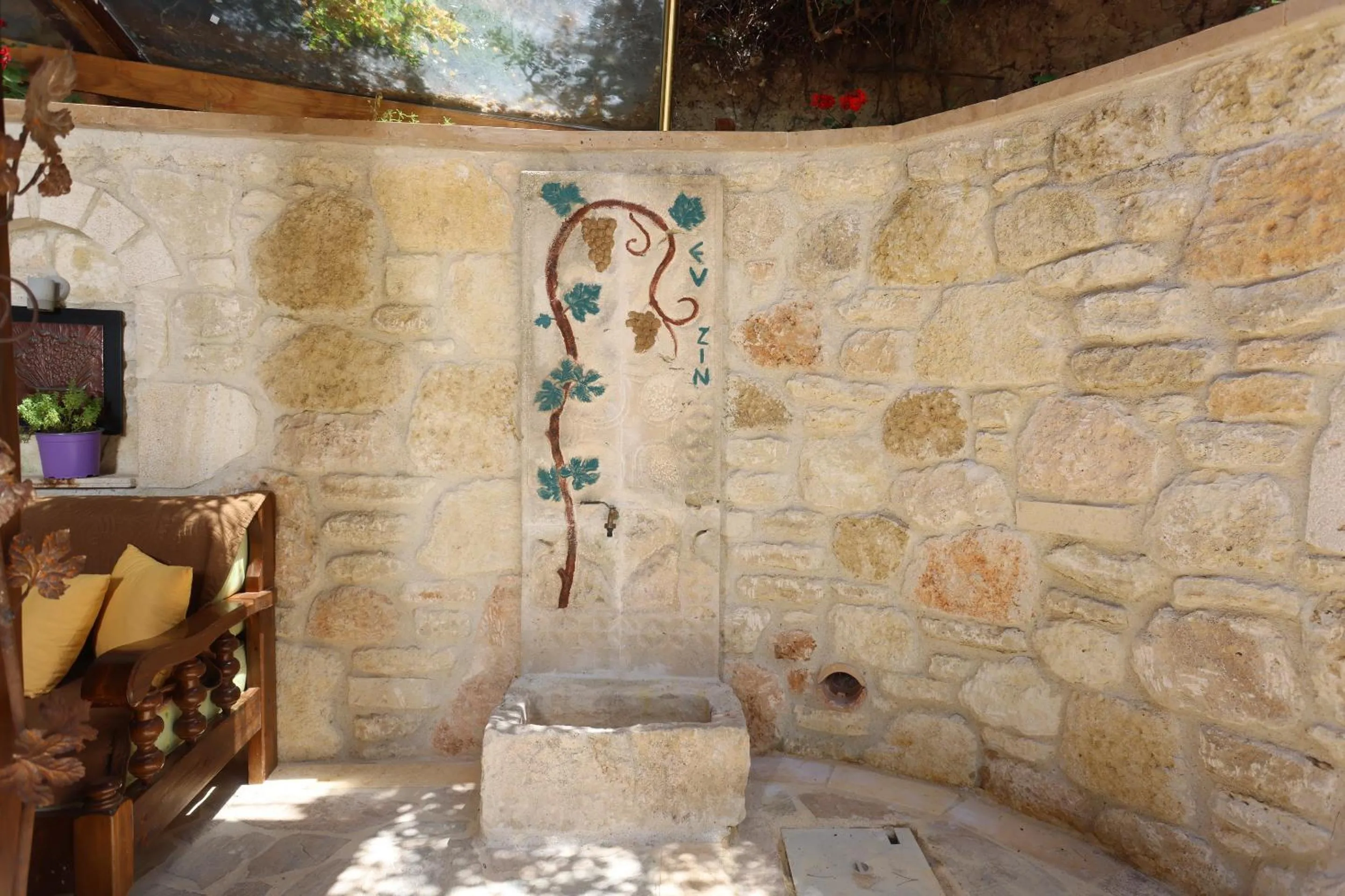 Decorative detail in Akritas Ef Zin Villas & Suites