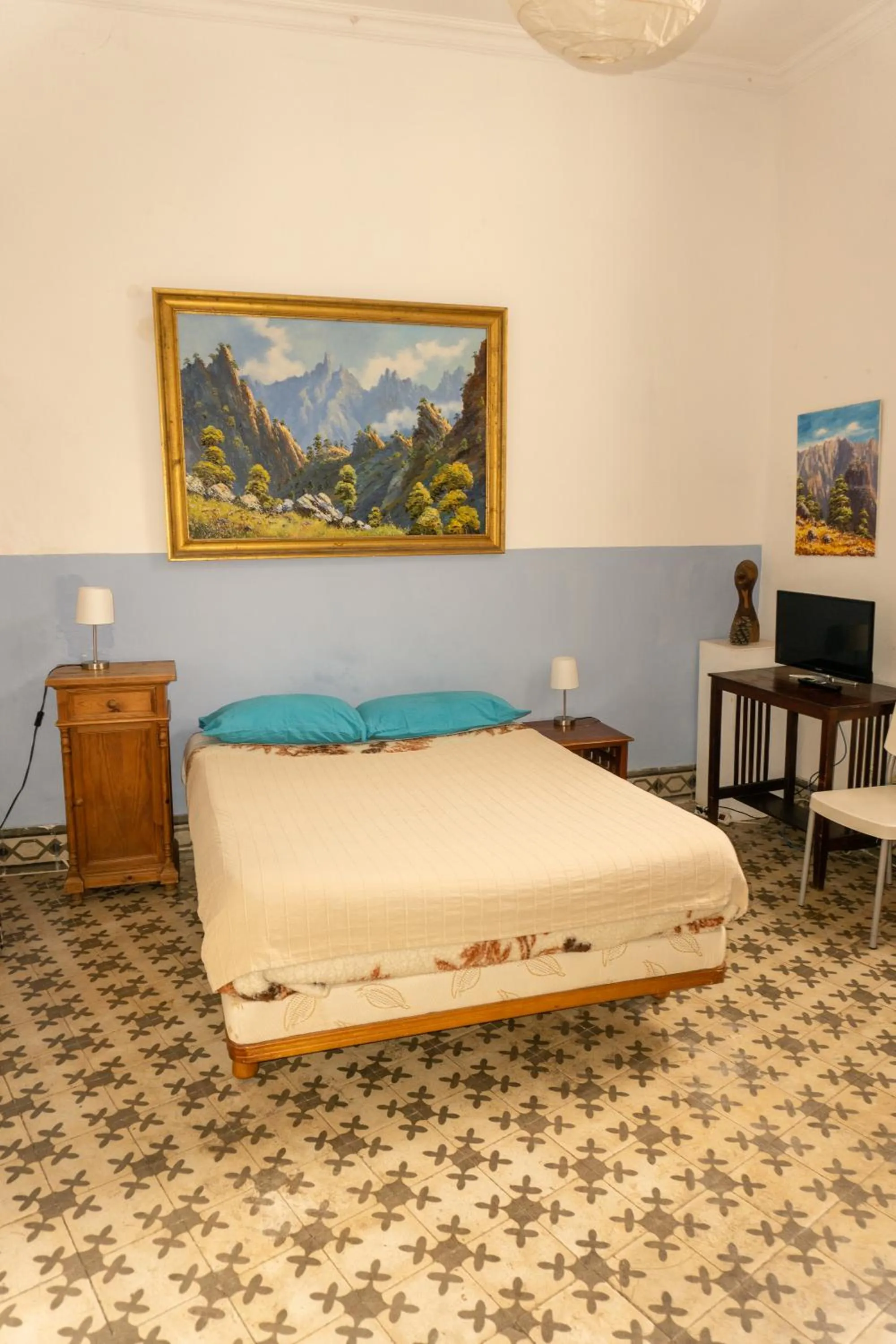 Bed in Hostel Albergue La Casa Encantada