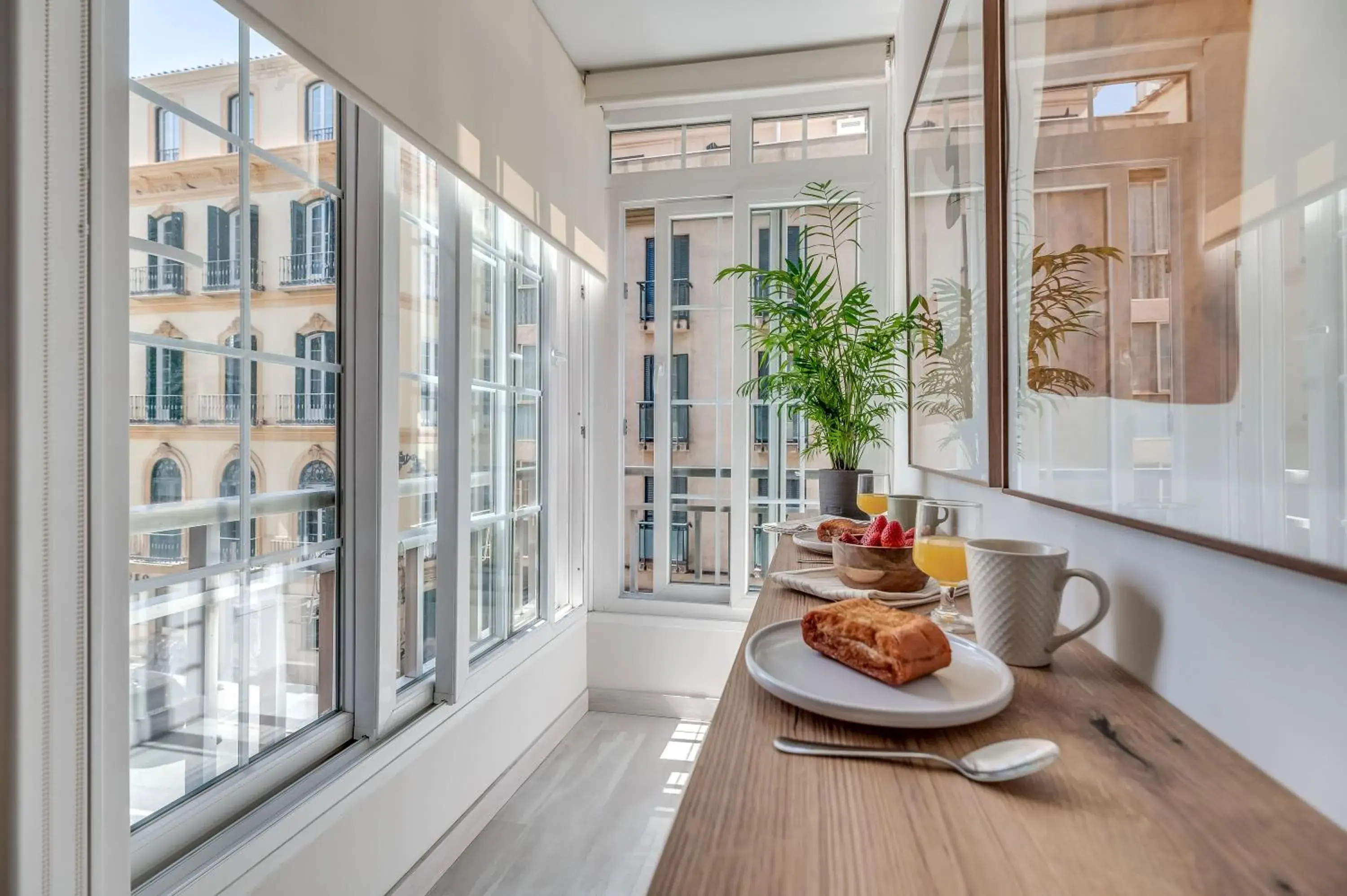 Superior Four-Bedroom Apartment in Victoria 16 Premium by Nagoa Homes Superior Four-Bedroom Apartment in Victoria 16 Premium by Nagoa Homes