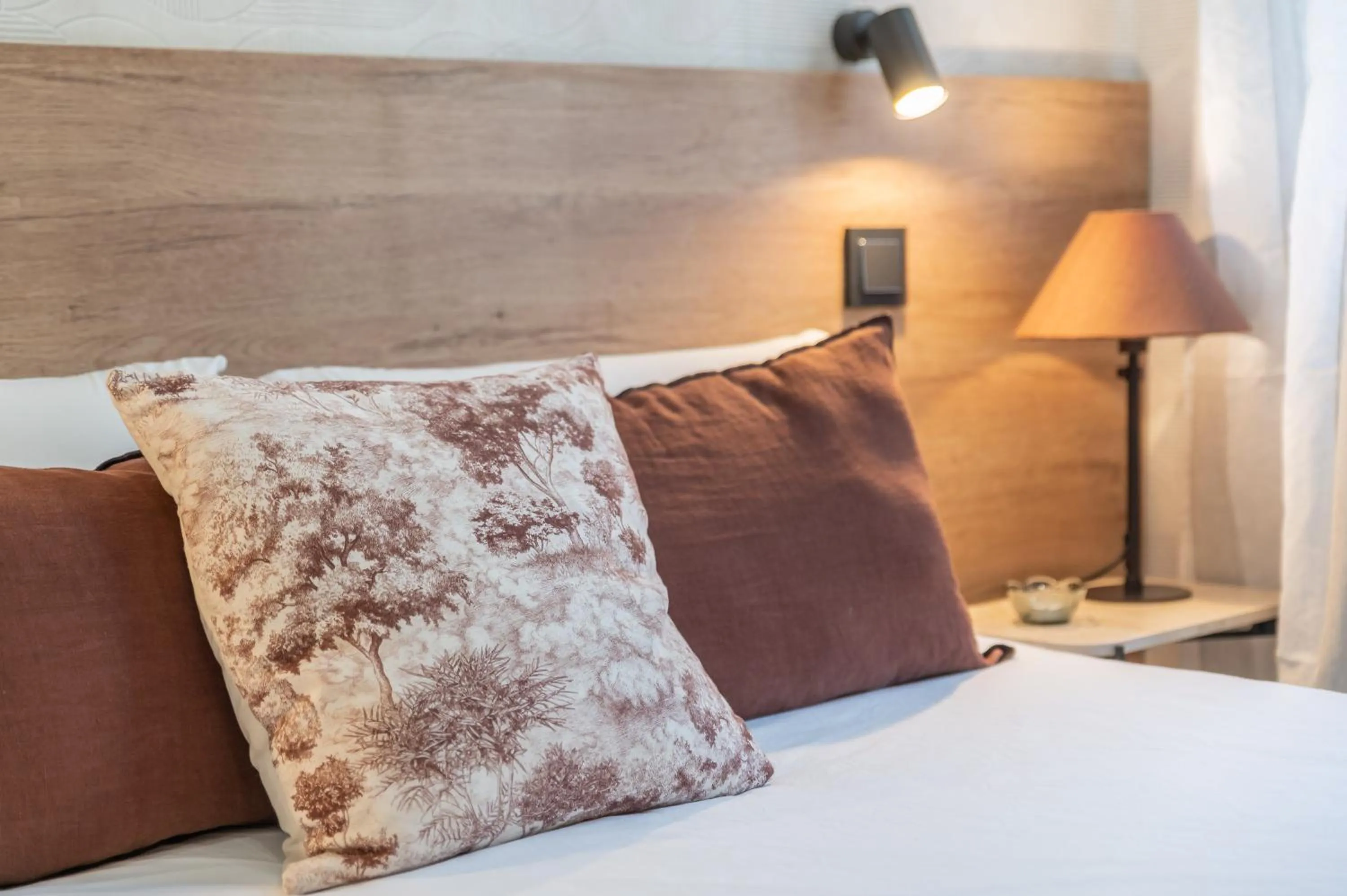 Victoria 16 Premium by Nagoa Homes
