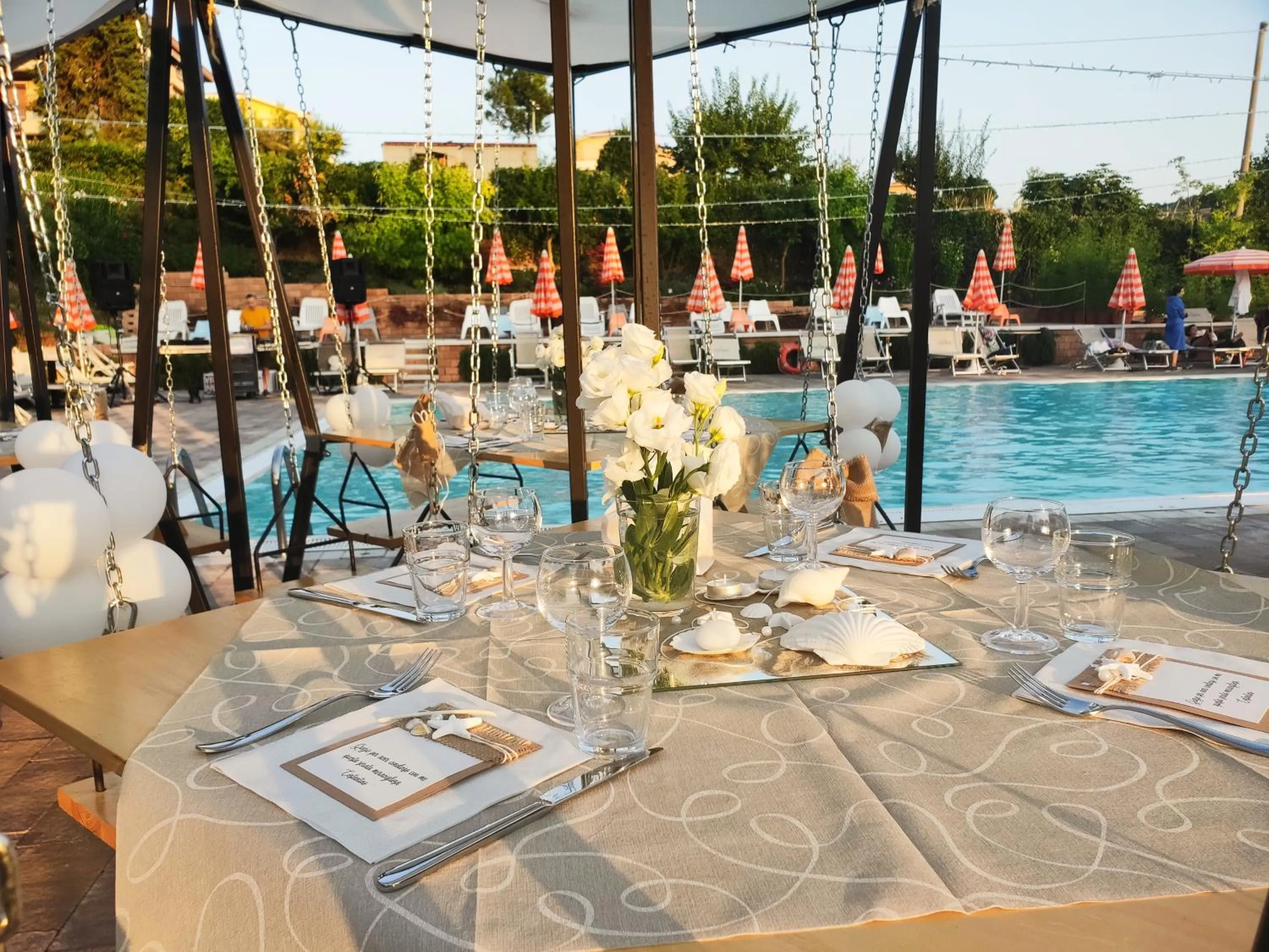 Restaurant/places to eat in Pineto Resort