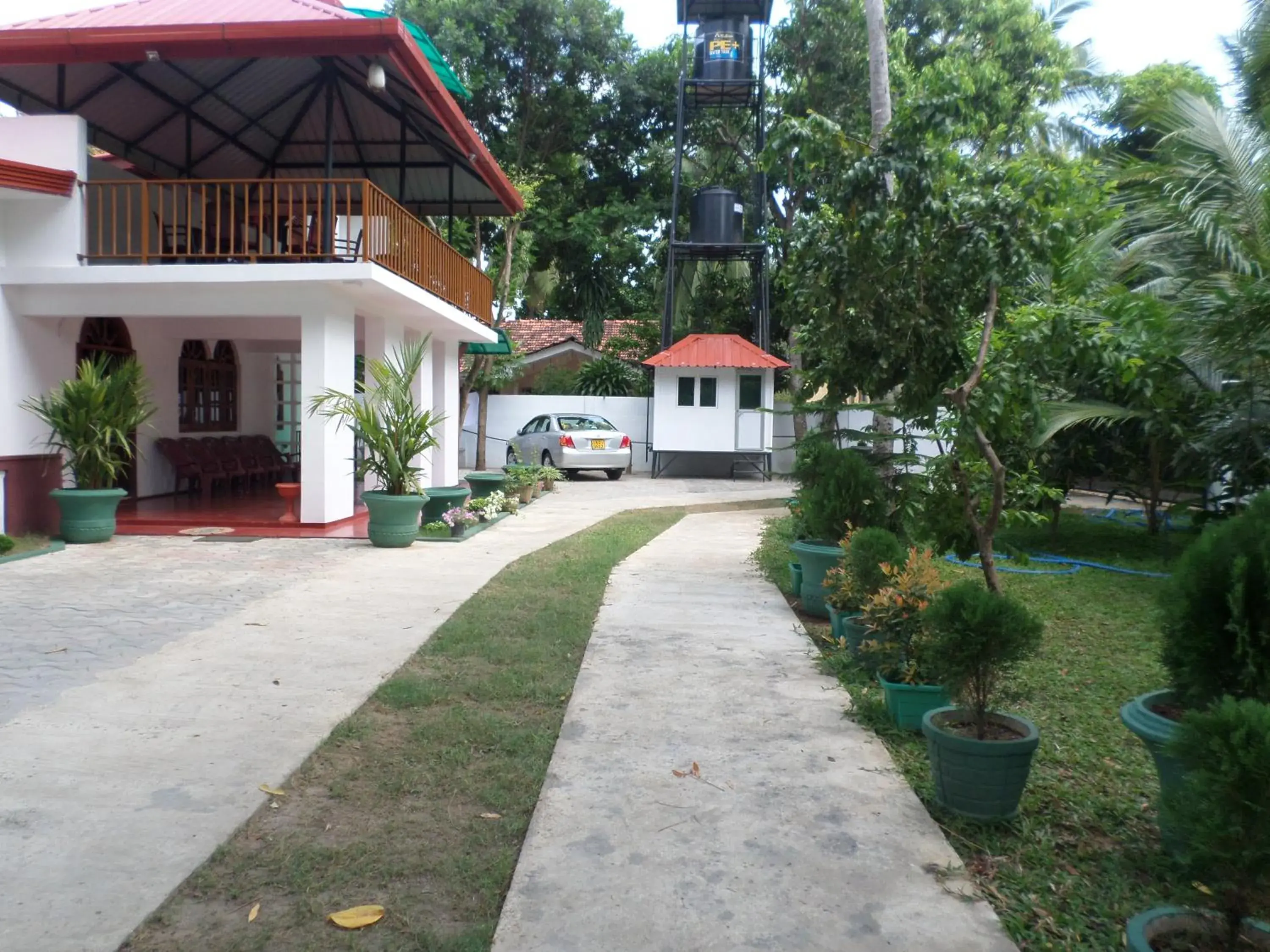 Budget Double Room in Mayura Rest Inn Budget Double Room in Mayura Rest Inn