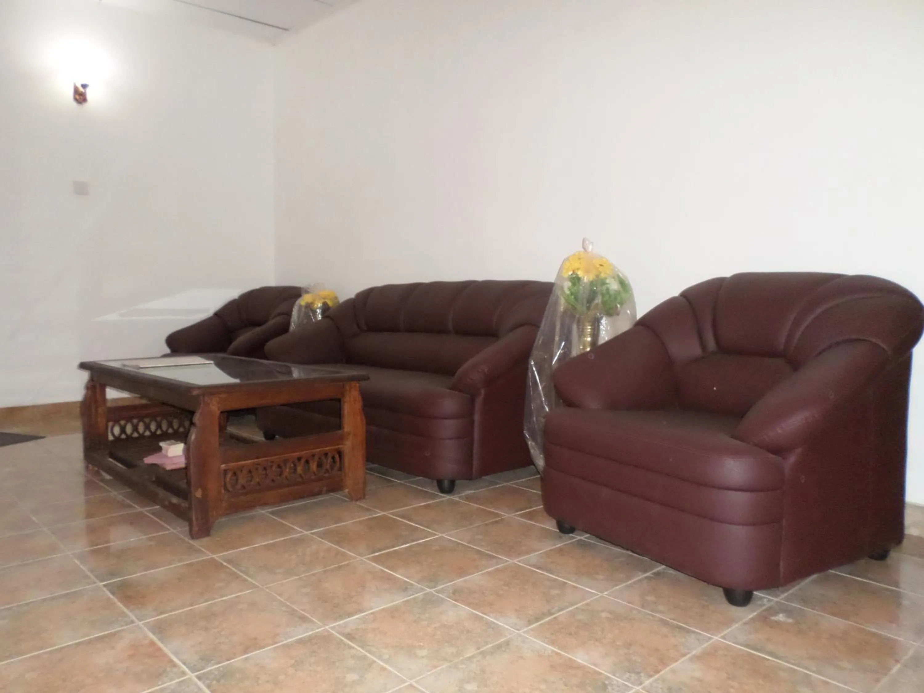Budget Double Room in Mayura Rest Inn