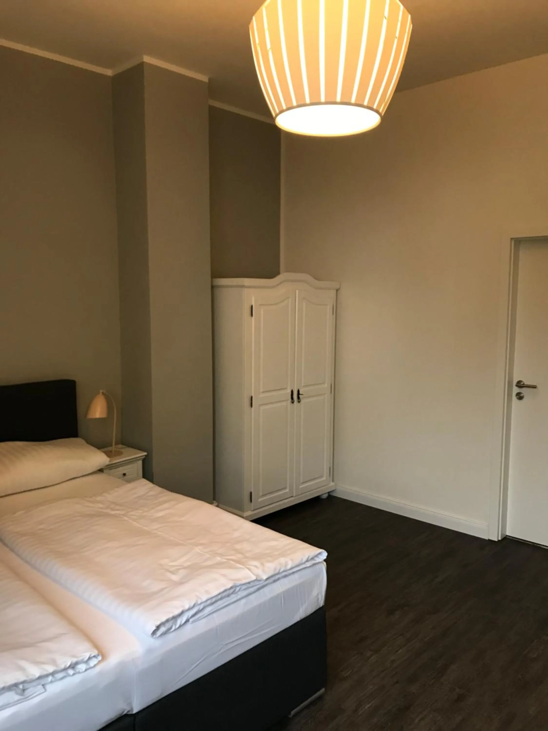 Bed in Hotel Fame am Hauptbahnhof