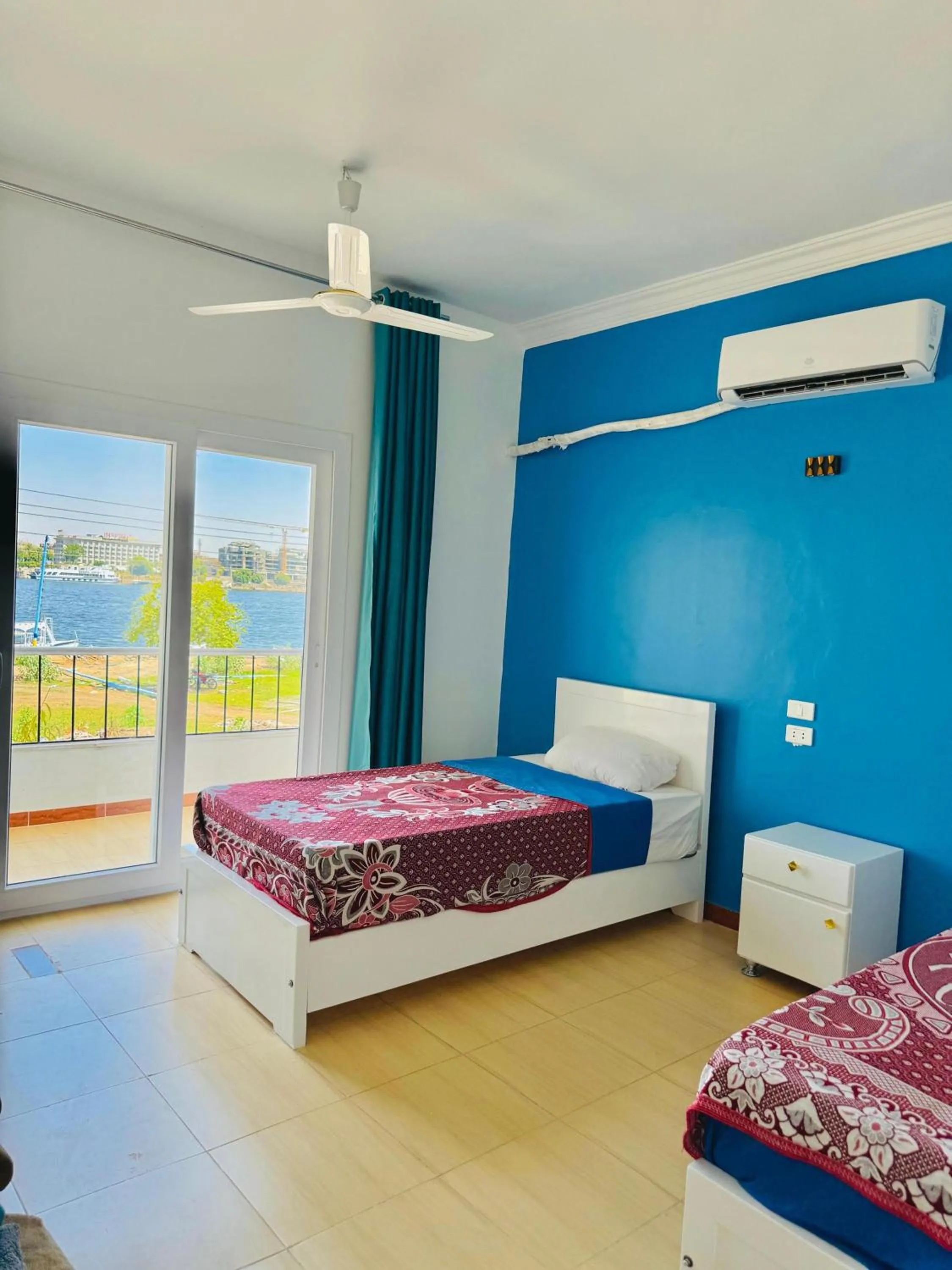 air conditioner, Bed in Luxor Guest House