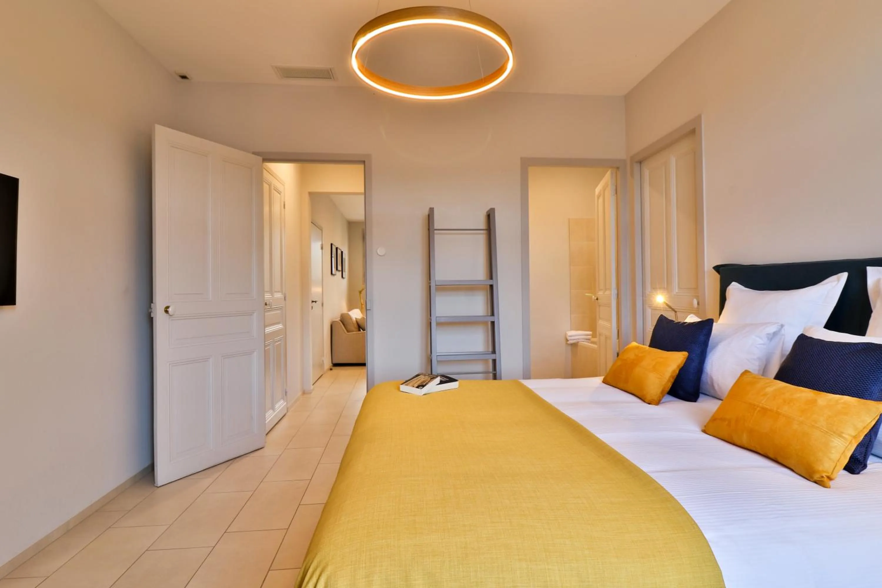 Photo of the whole room, Bed in Villa Meridia