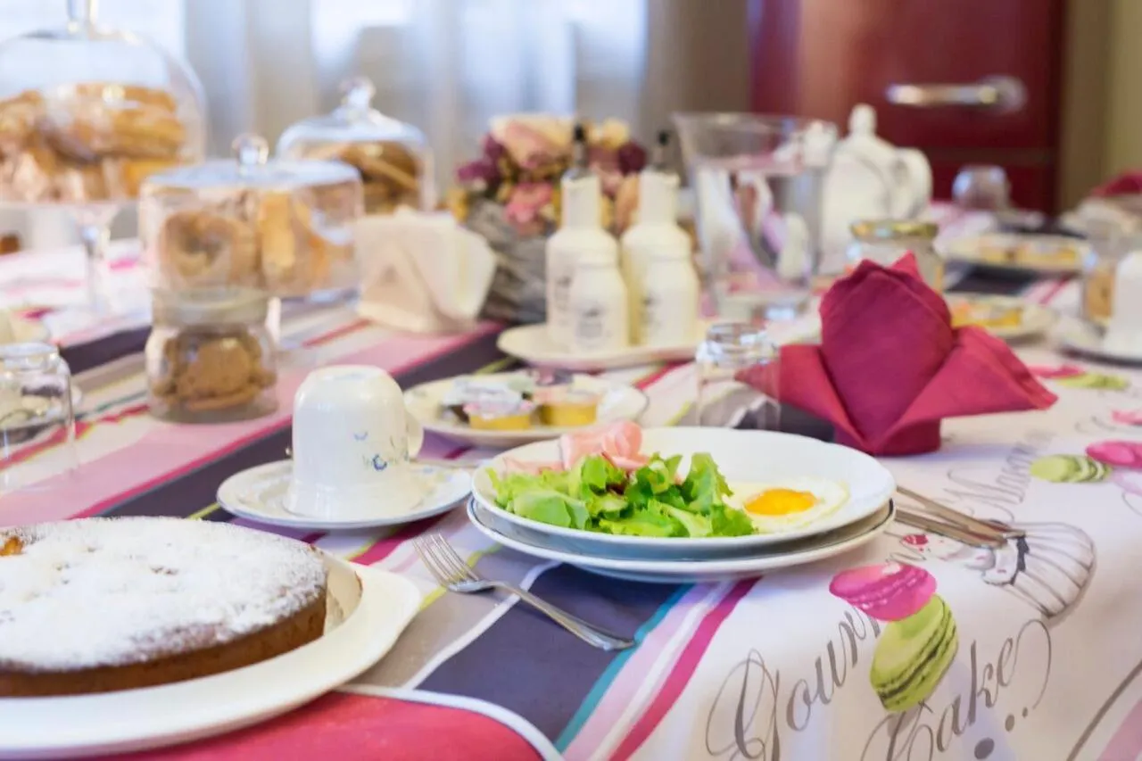Continental breakfast in B&B Annabel