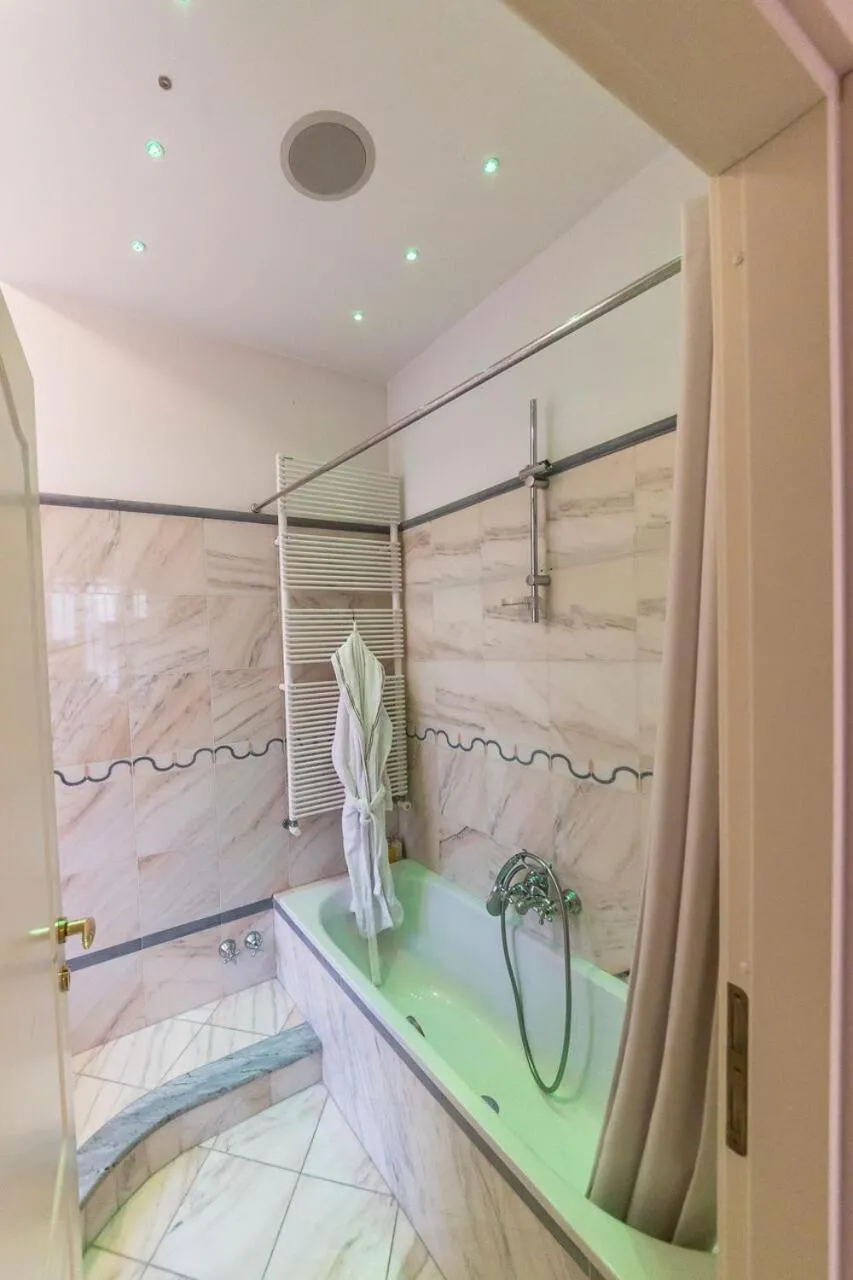 Bathroom in B&B Annabel