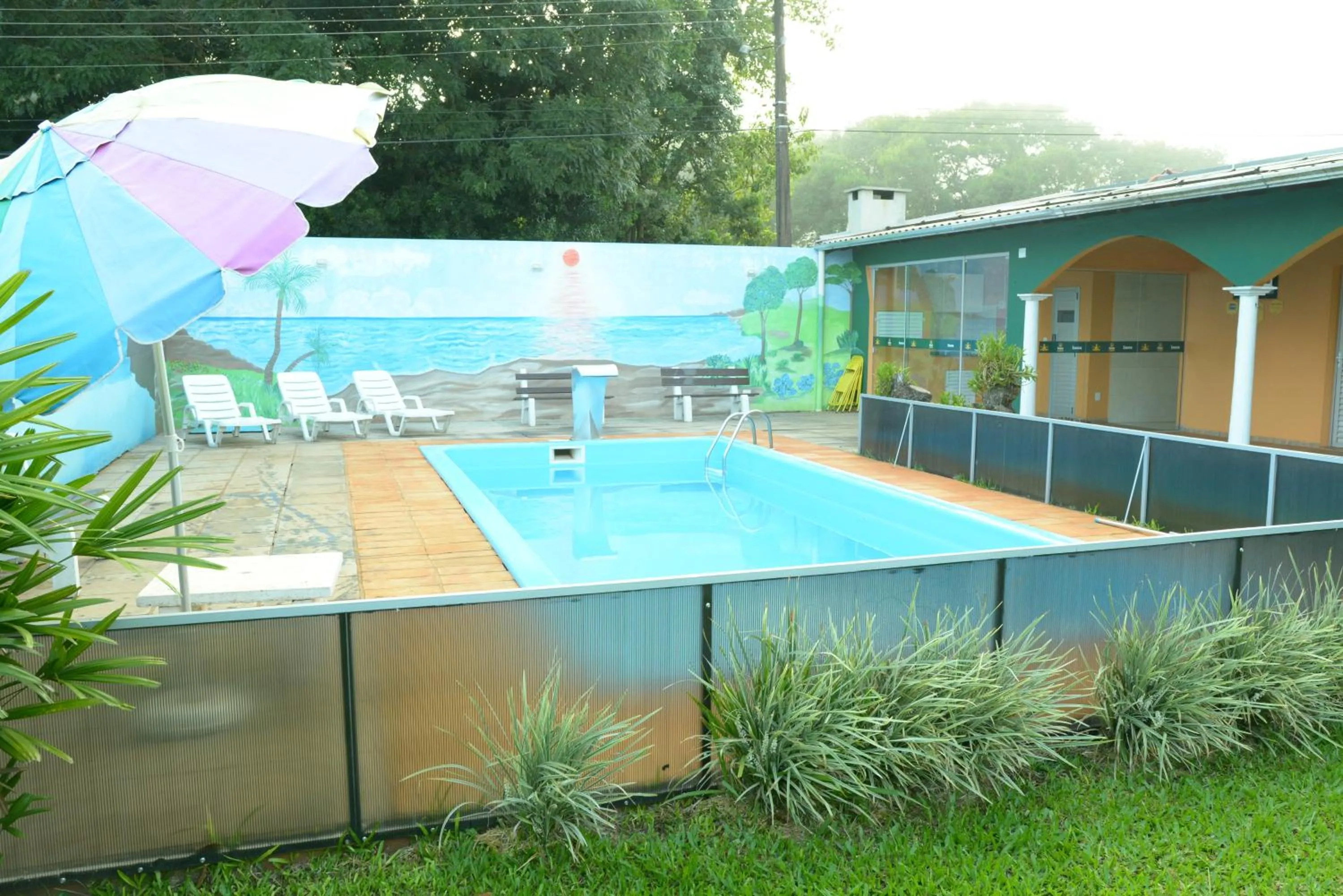 Swimming pool in Hotel Nossa Casa