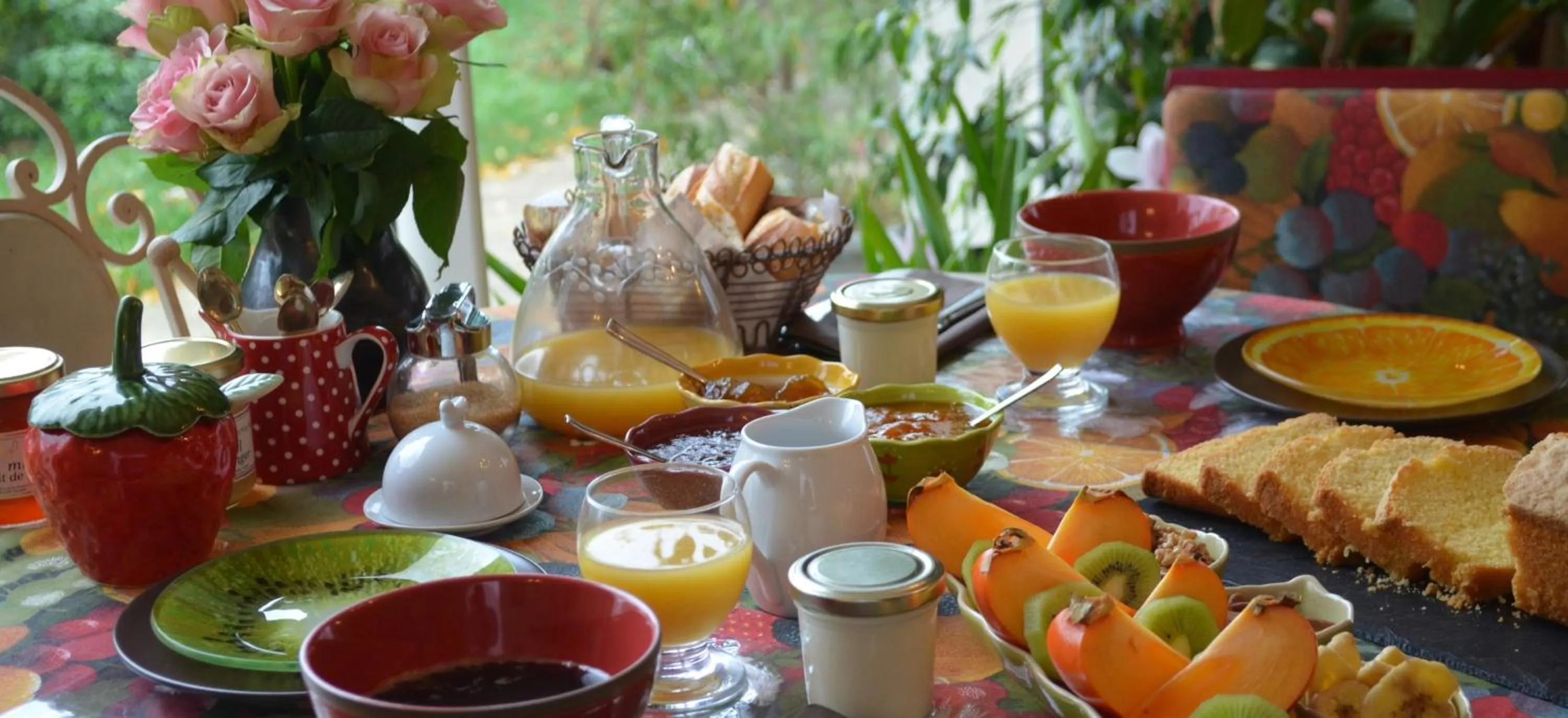 Food and drinks in Couette Et Cafe Crème