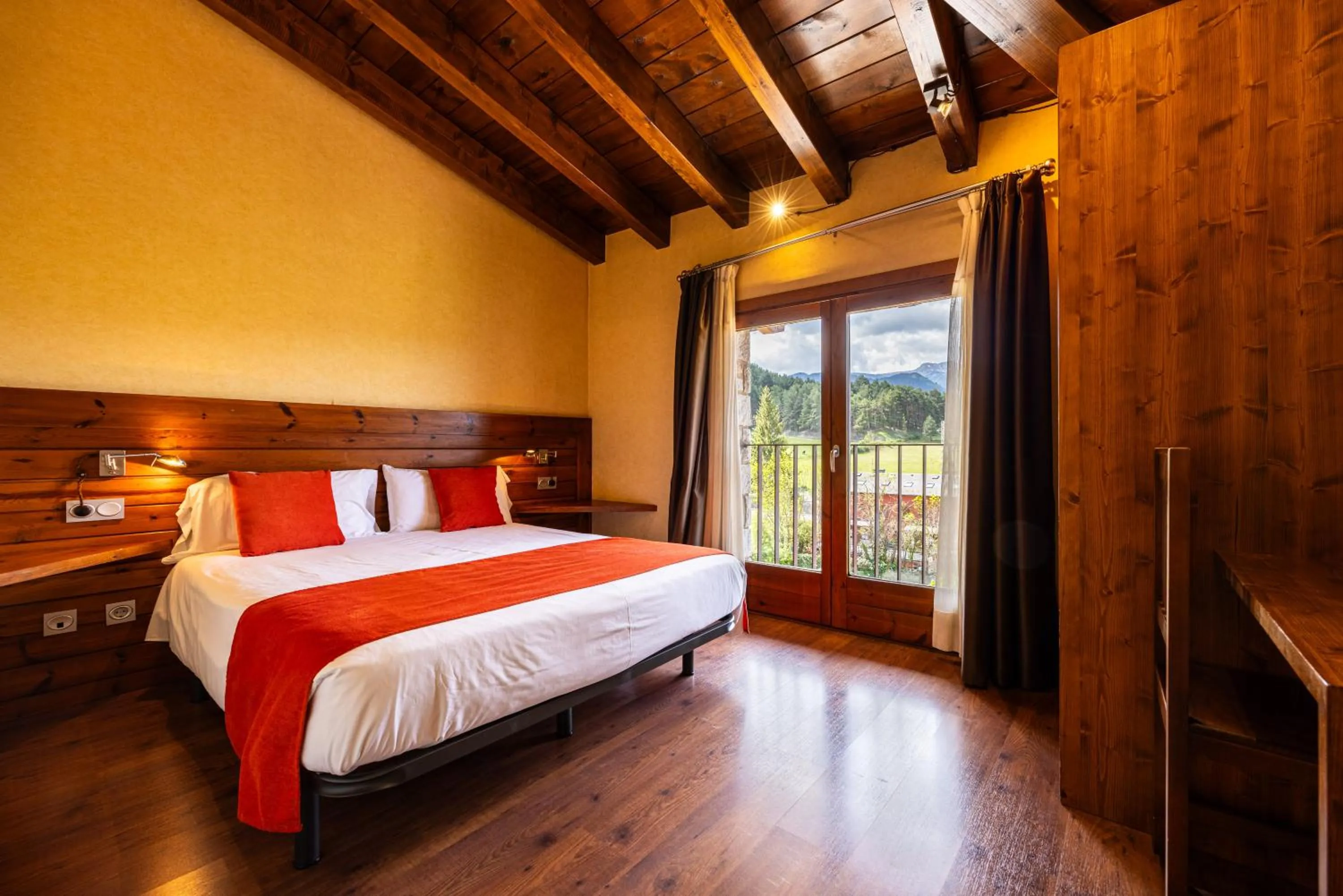 Bedroom, Bed in Aparthotel Bellver