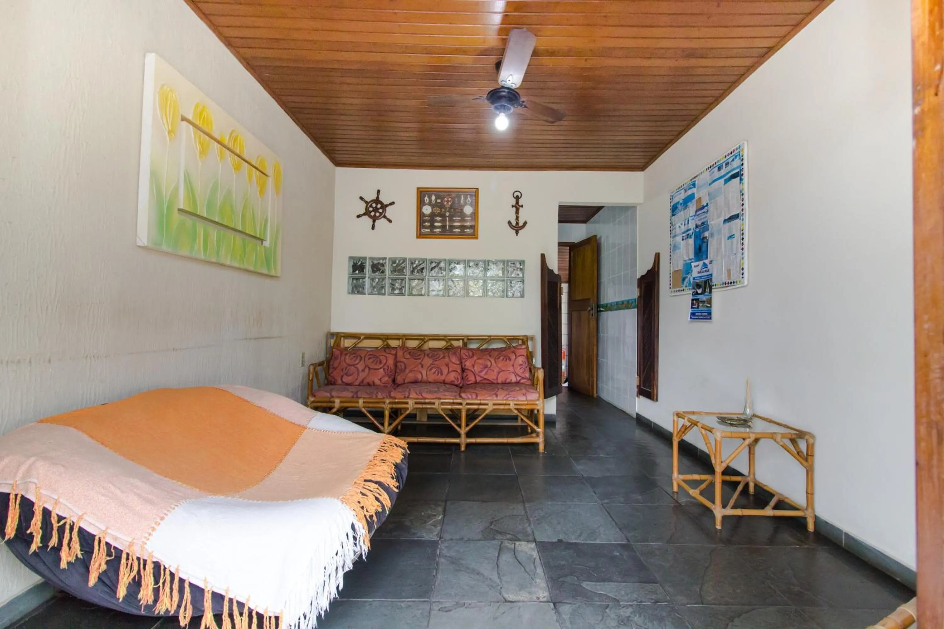 Communal lounge/ TV room, Bed in Viamar Pousada