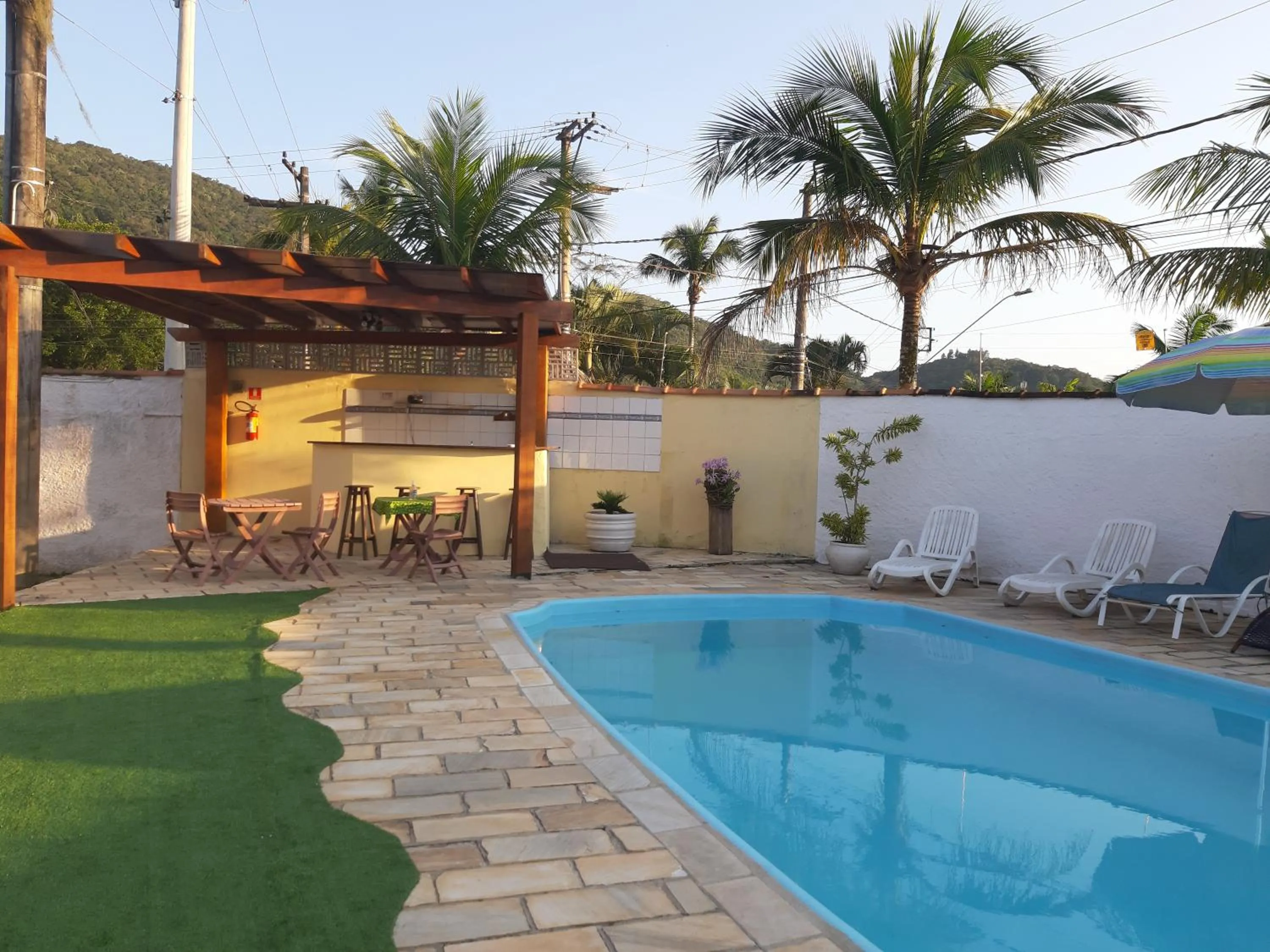 Swimming pool in Viamar Pousada