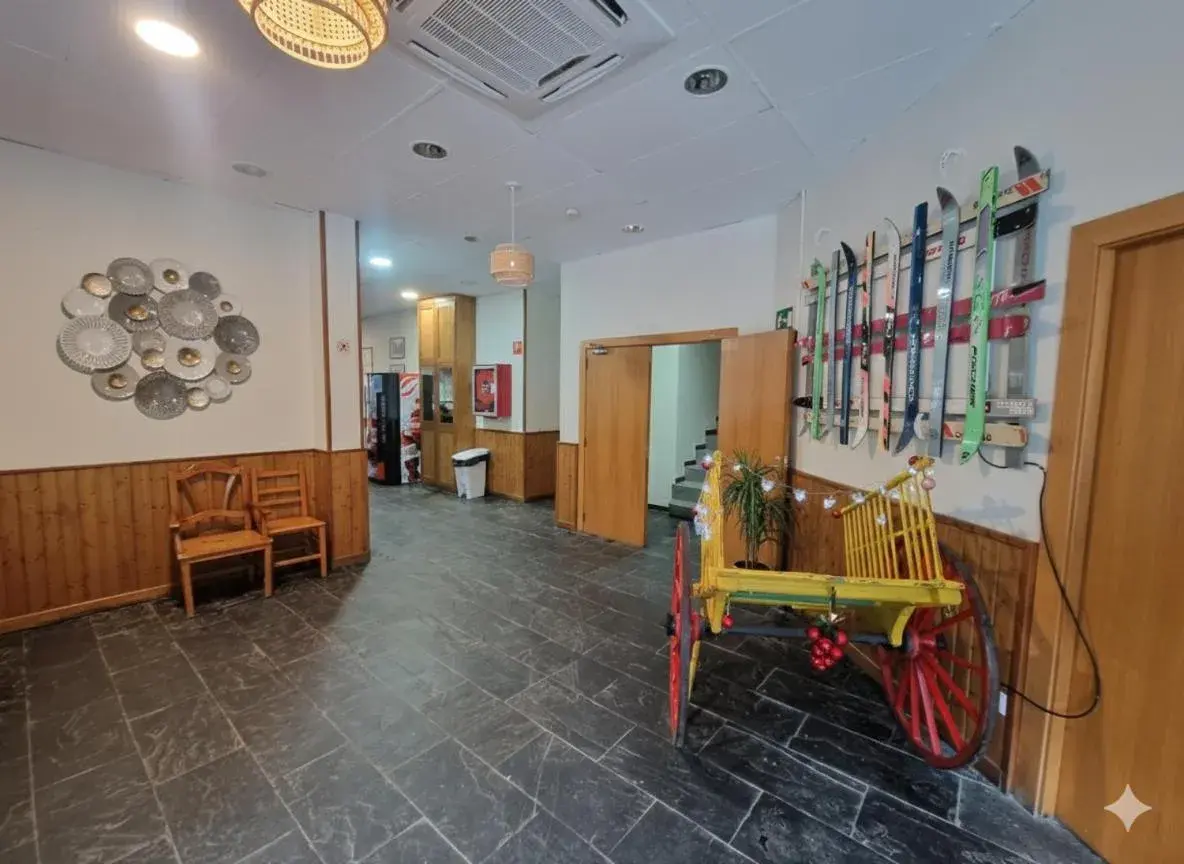 Lobby or reception in Hotel Hipic Lobby or reception in Hotel Hipic