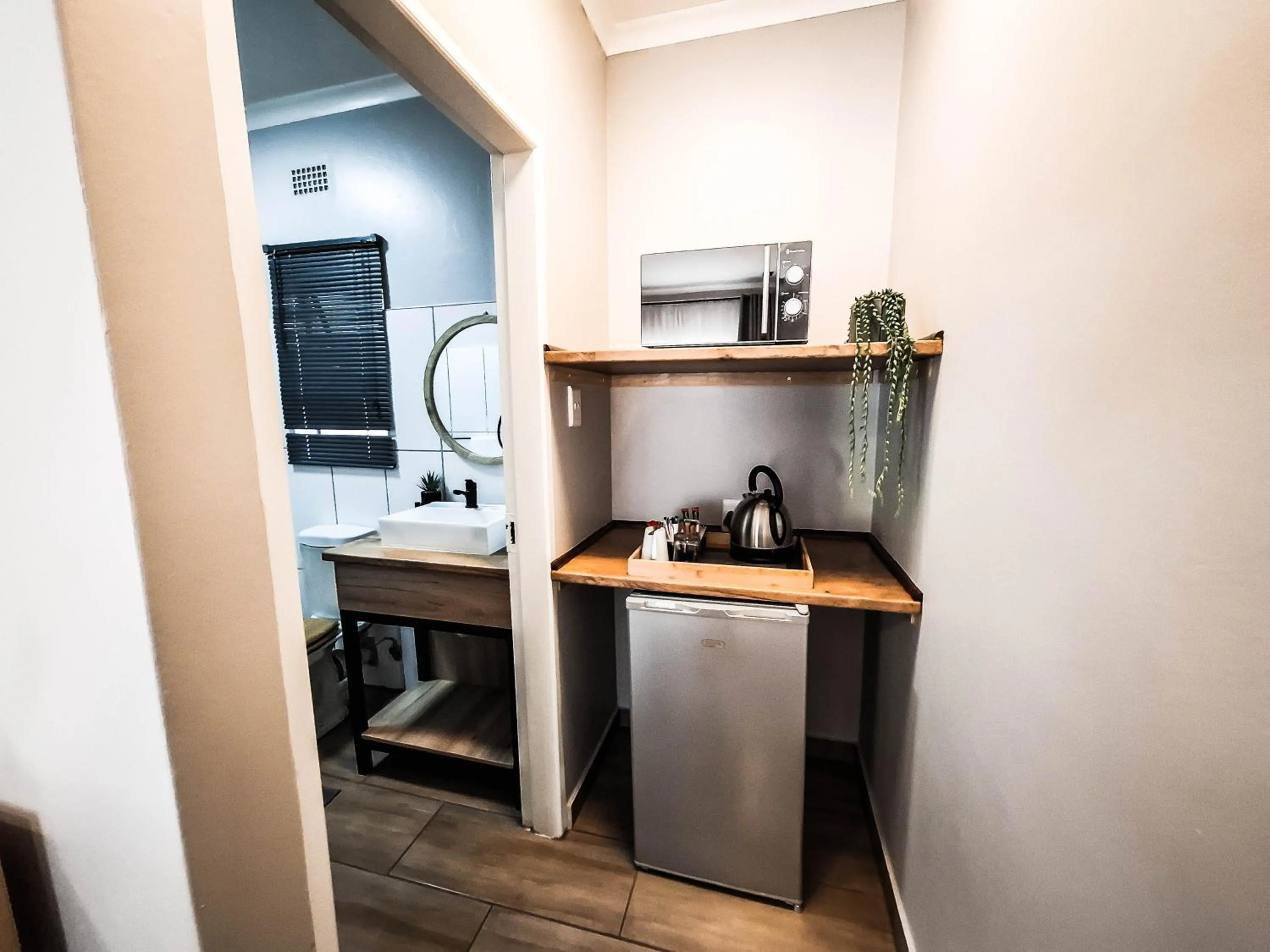 Coffee/tea facilities in B at Home Guest House