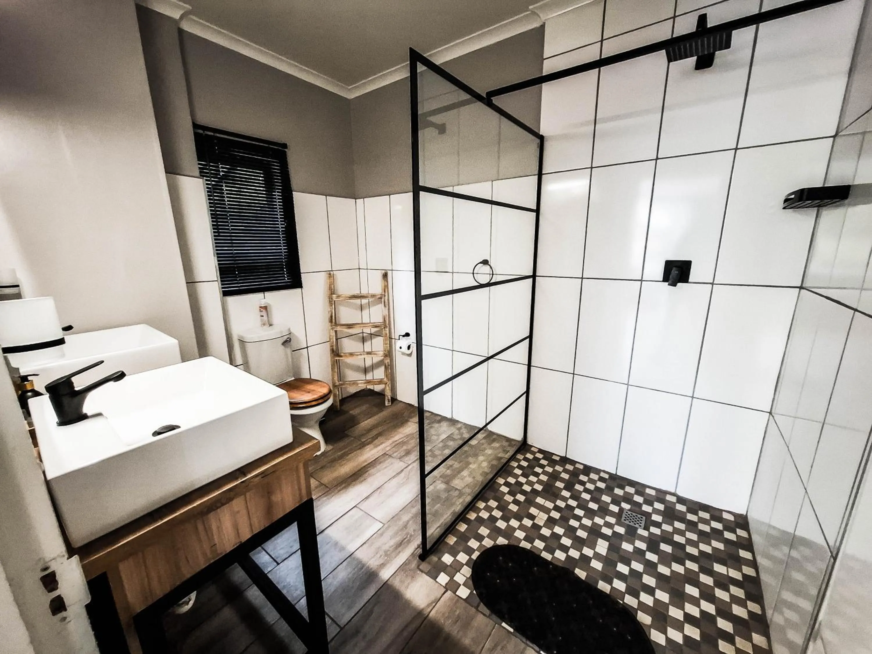 Shower in B at Home Guest House
