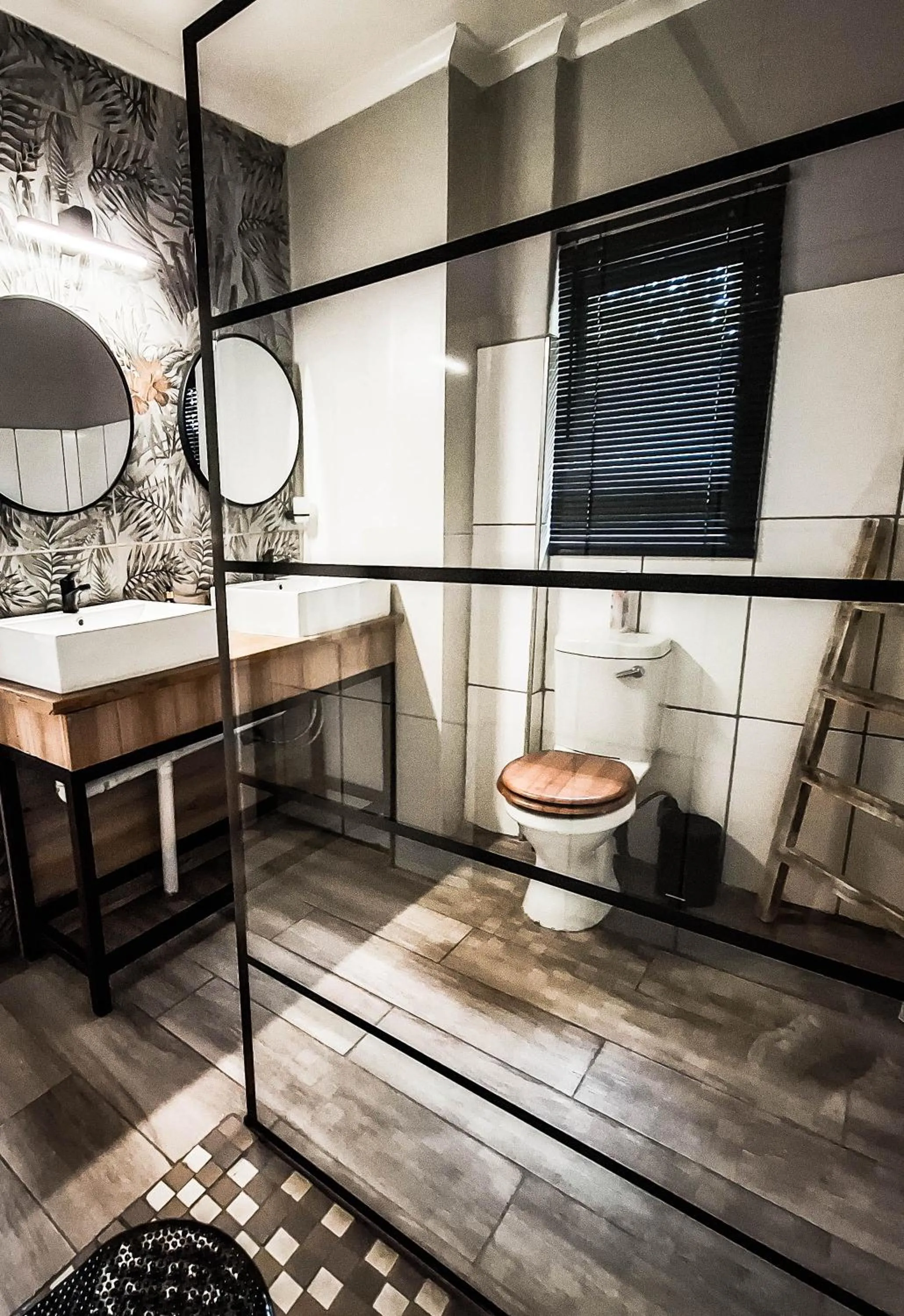 Shower in B at Home Guest House