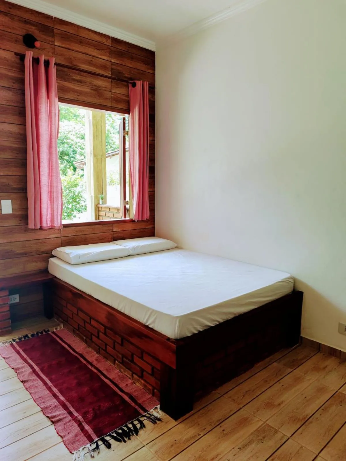 Double Room in Pousada Canto Verde