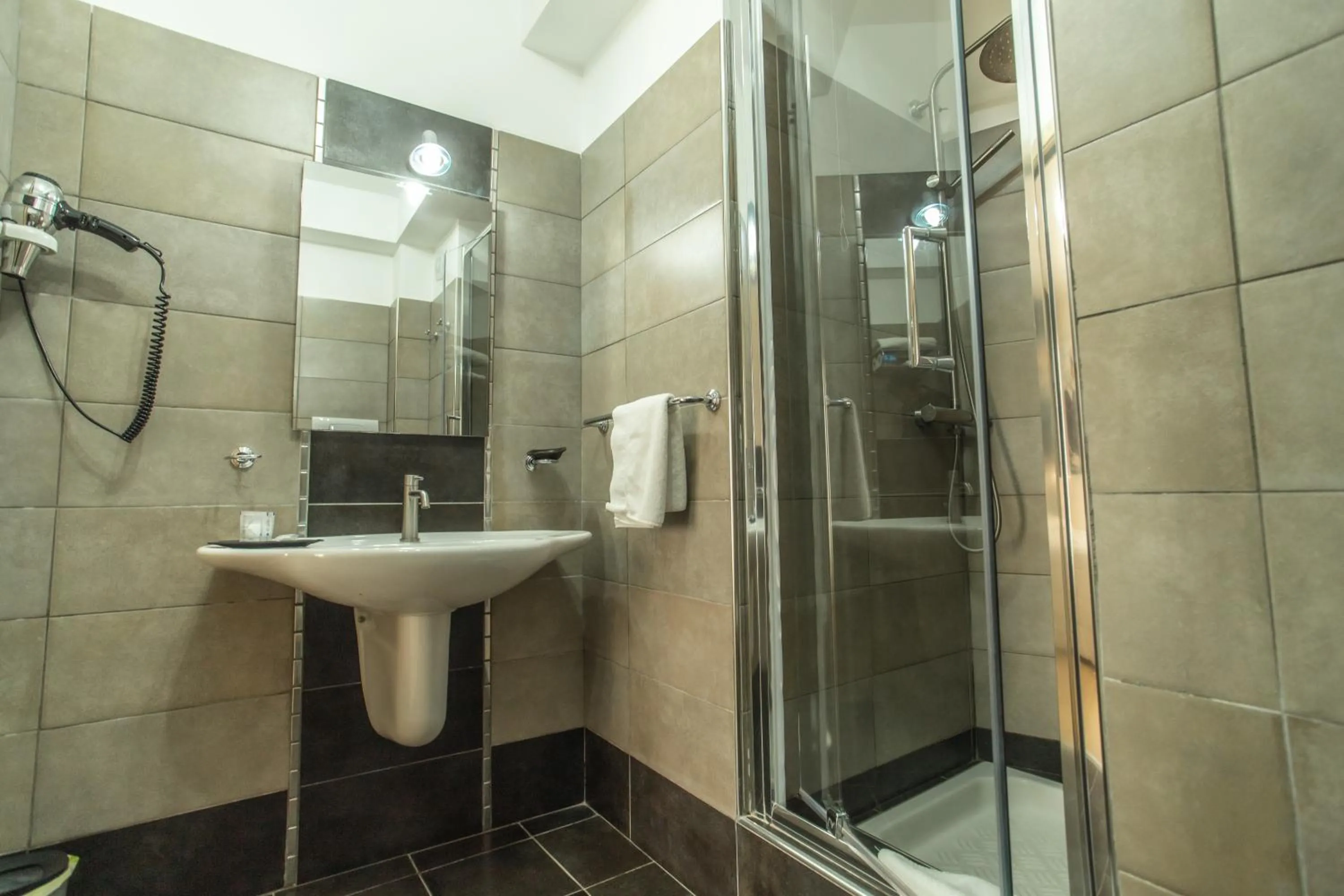 Bathroom in Hotel Nautic