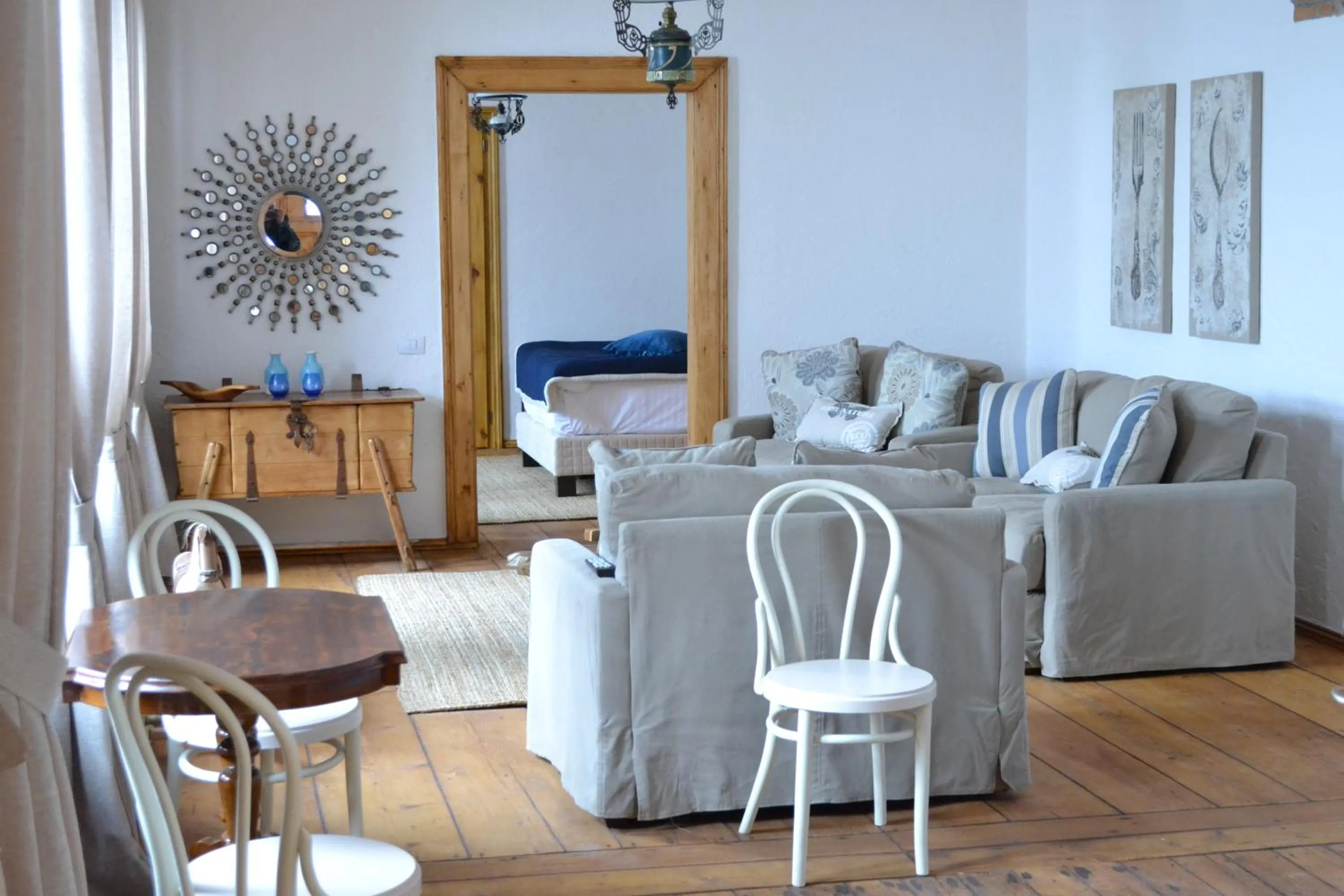 Living room in Casa Veche