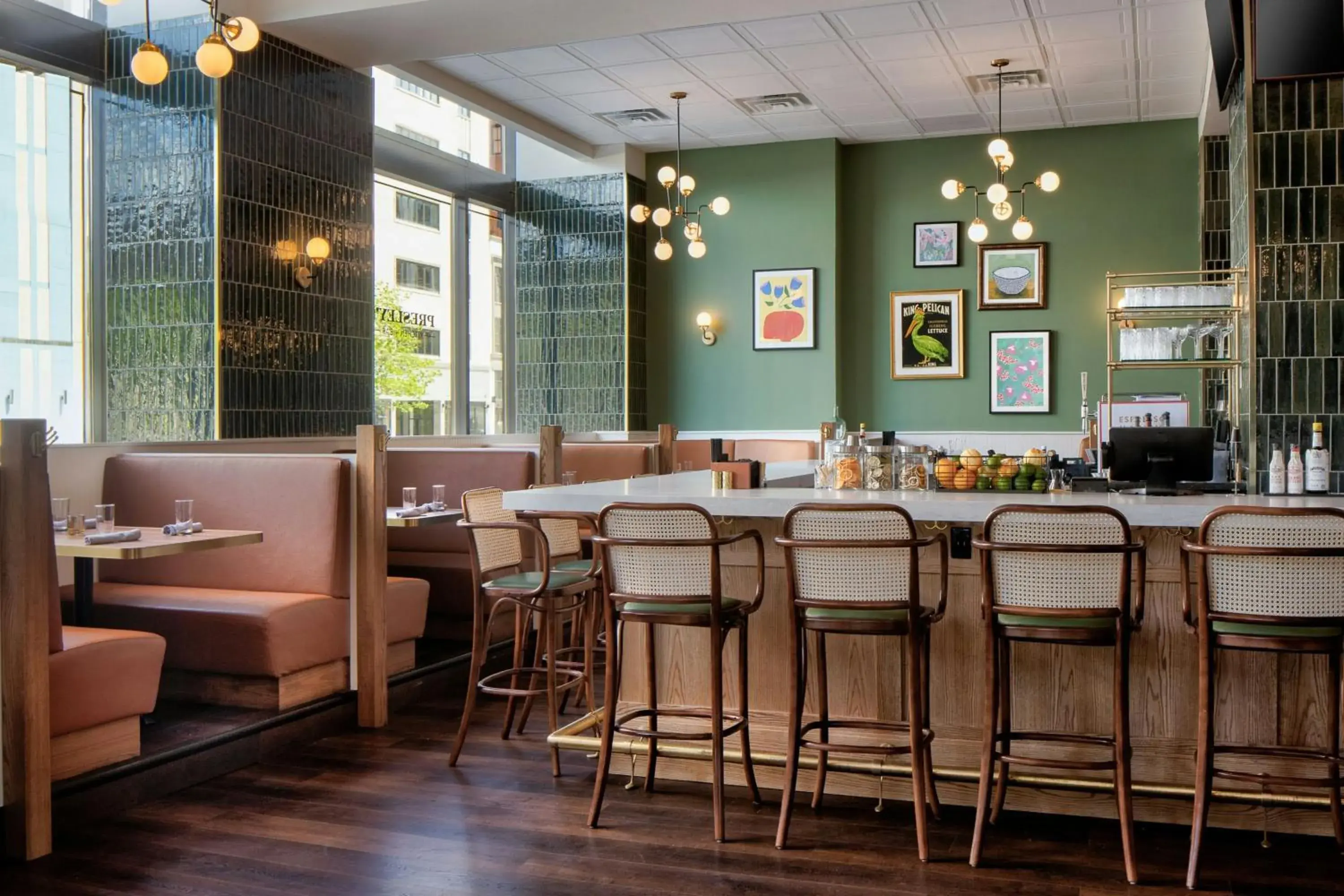 Lounge or bar in Hotel David Whitney, Autograph Collection Lounge or bar in Hotel David Whitney, Autograph Collection