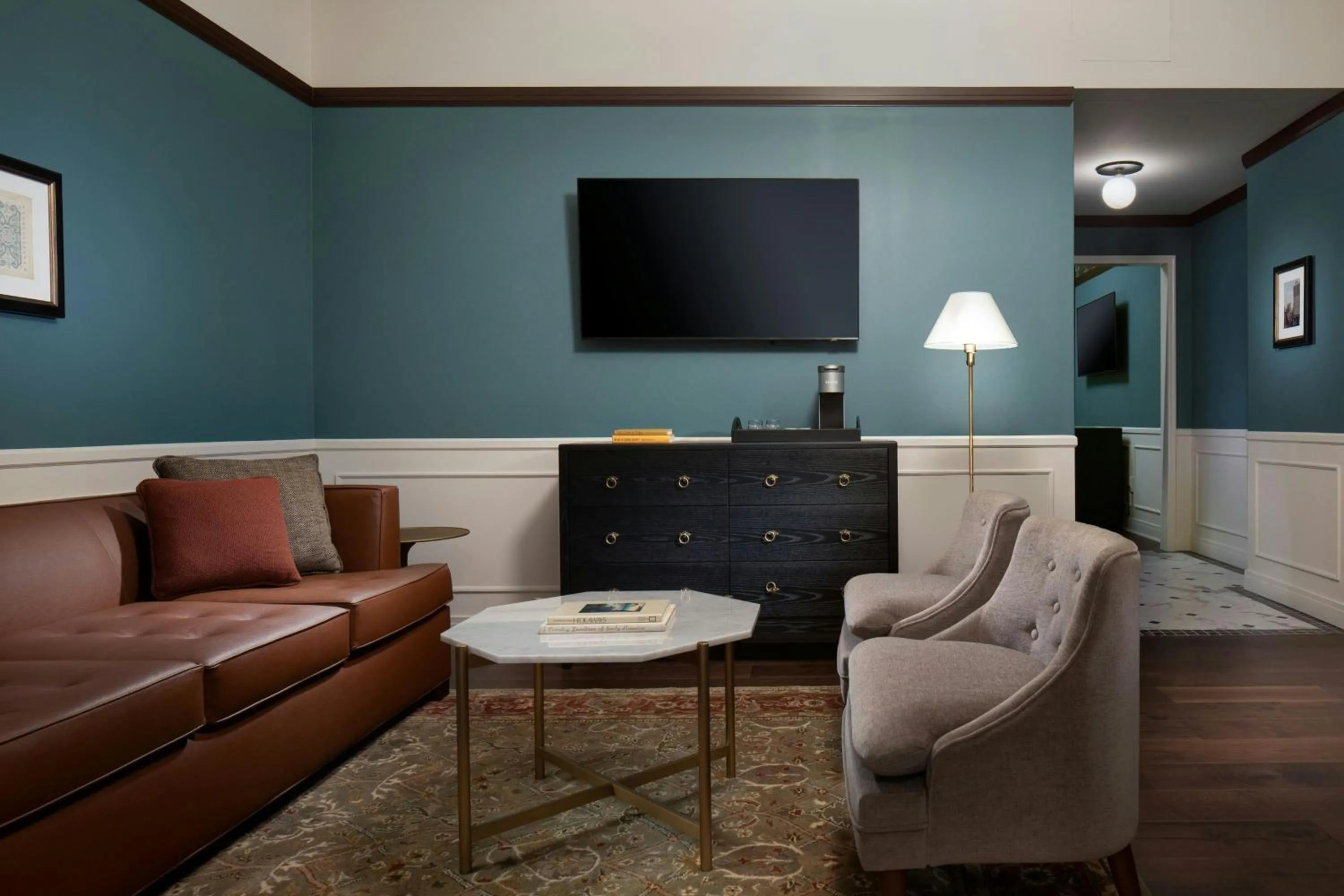 Living room in Hotel David Whitney, Autograph Collection