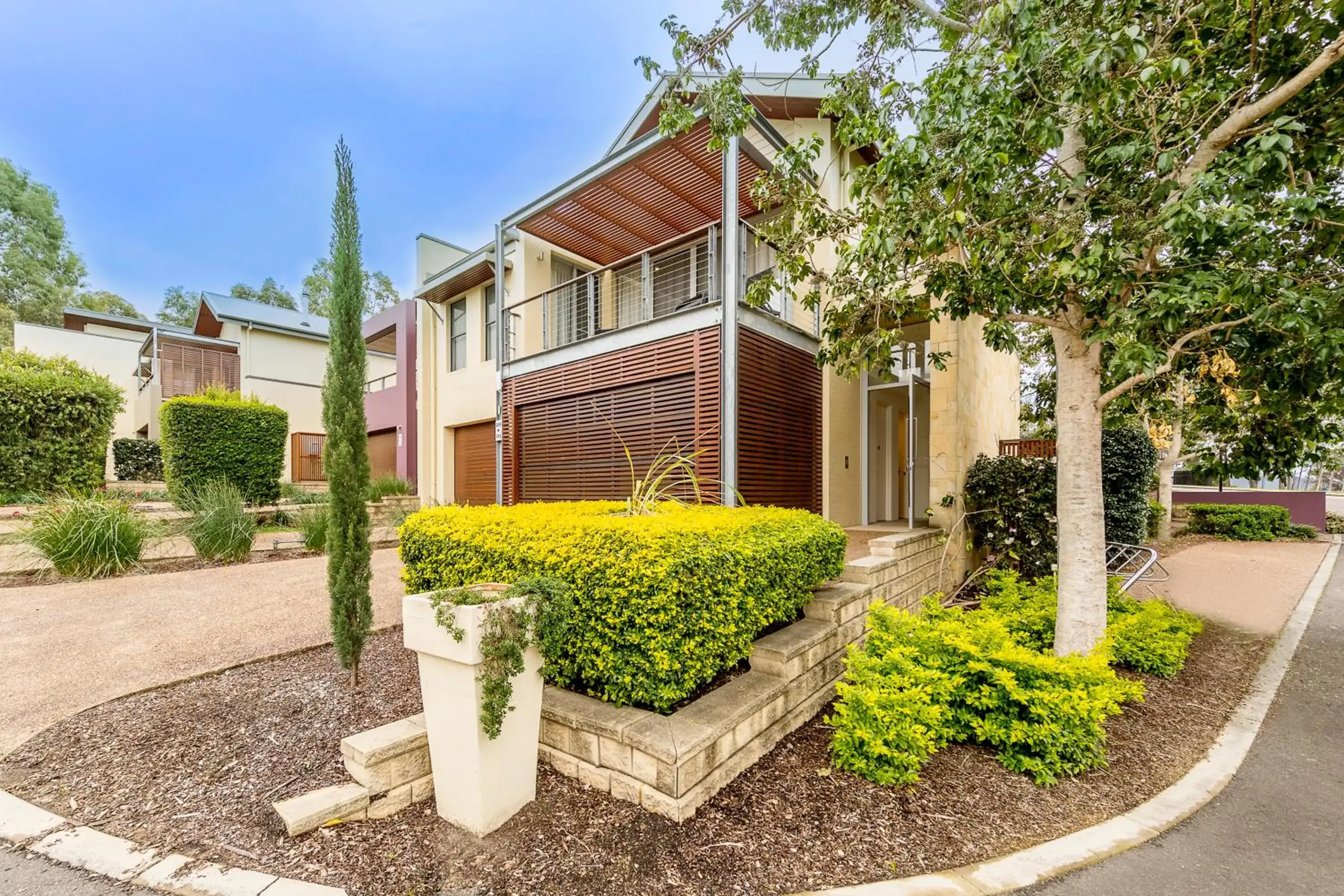 Facade/entrance in Peppers Hunter Valley AVC Apartment Facade/entrance in Peppers Hunter Valley AVC Apartment