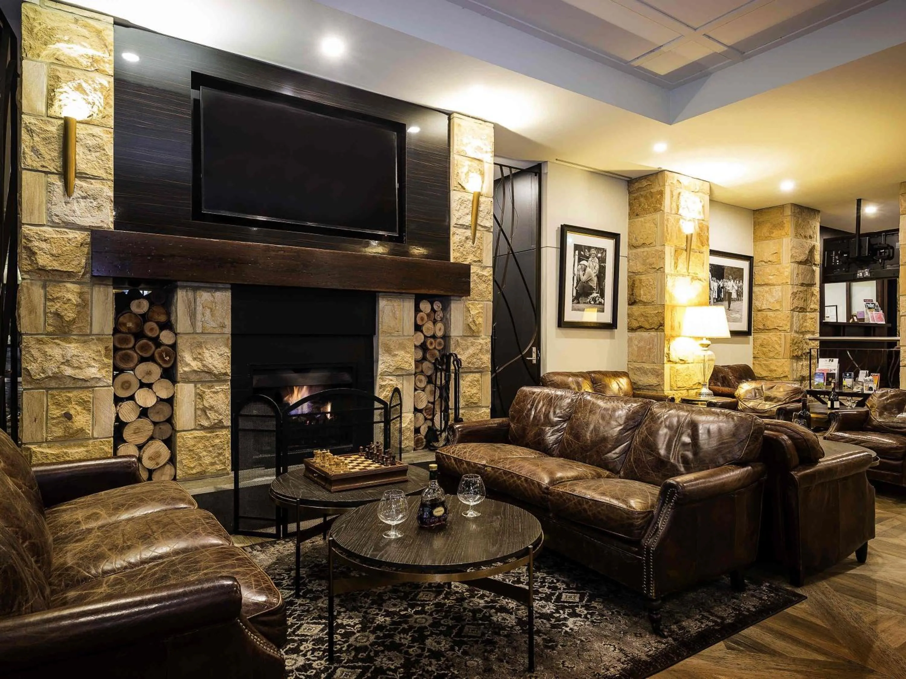 Restaurant/places to eat in Grand Mercure the Vintage, Accor Vacation Club Apartments