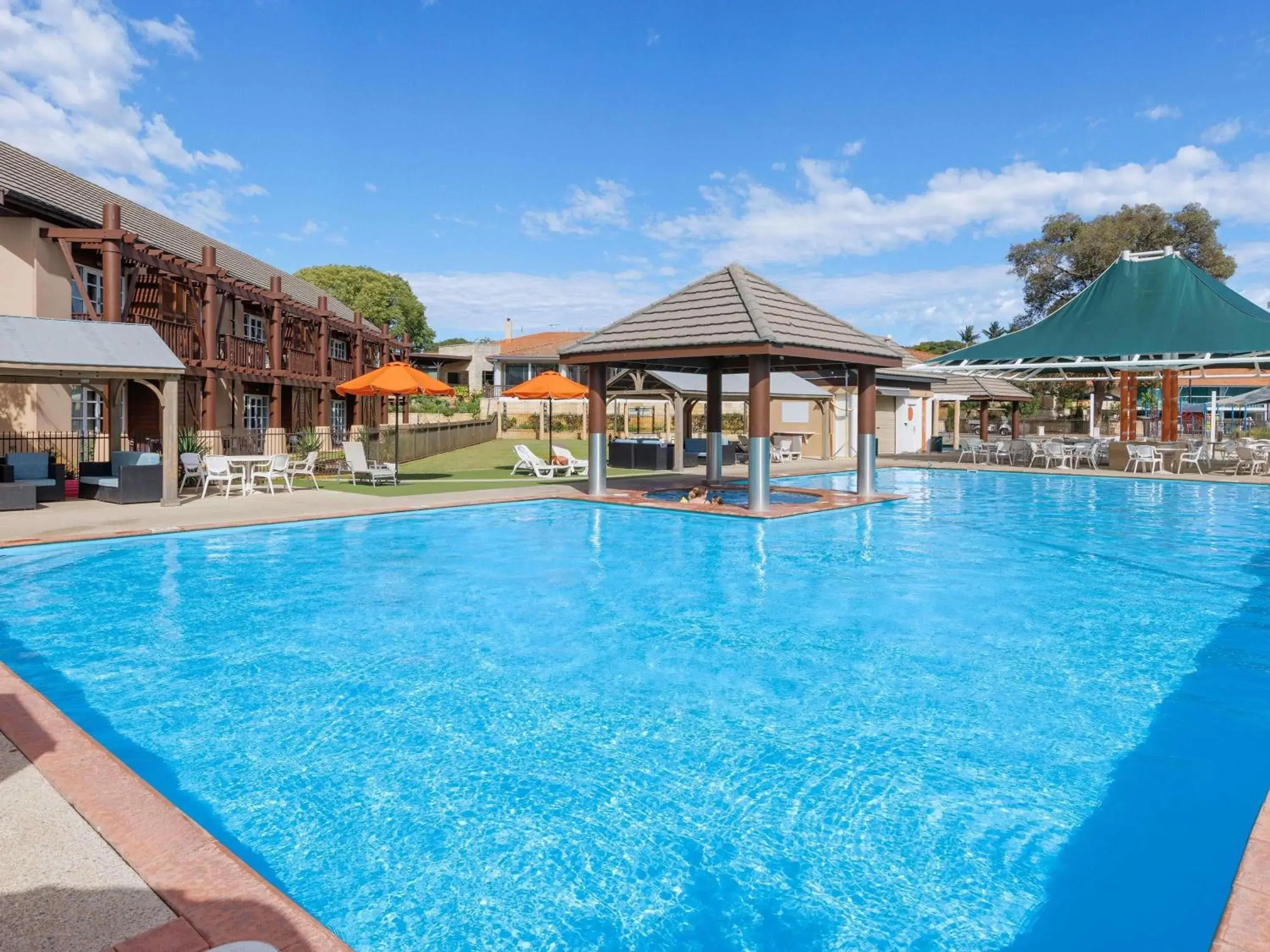 Property building in The Sebel Swan Valley the Vines Property building in The Sebel Swan Valley the Vines