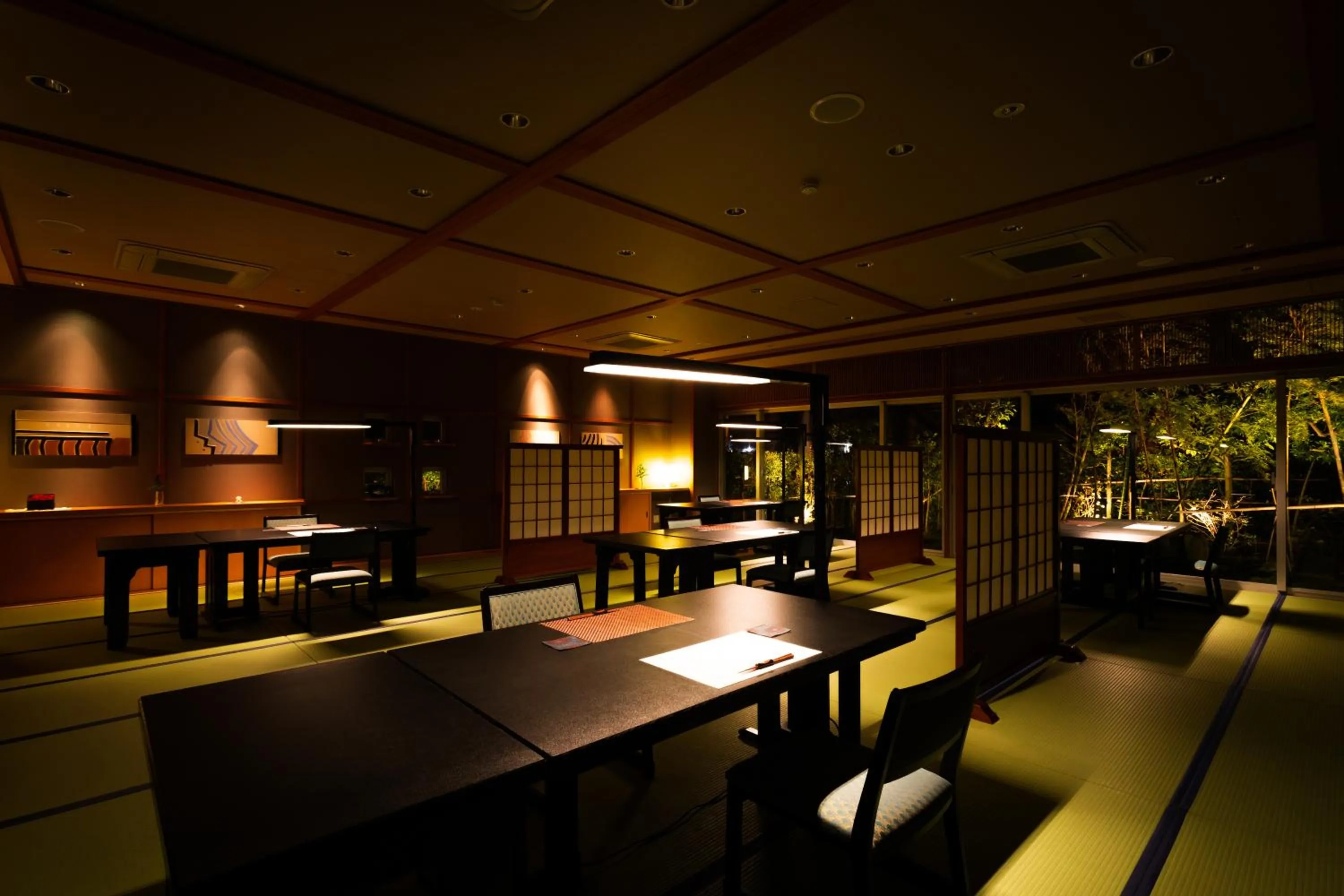 Restaurant/places to eat in Migiwaya