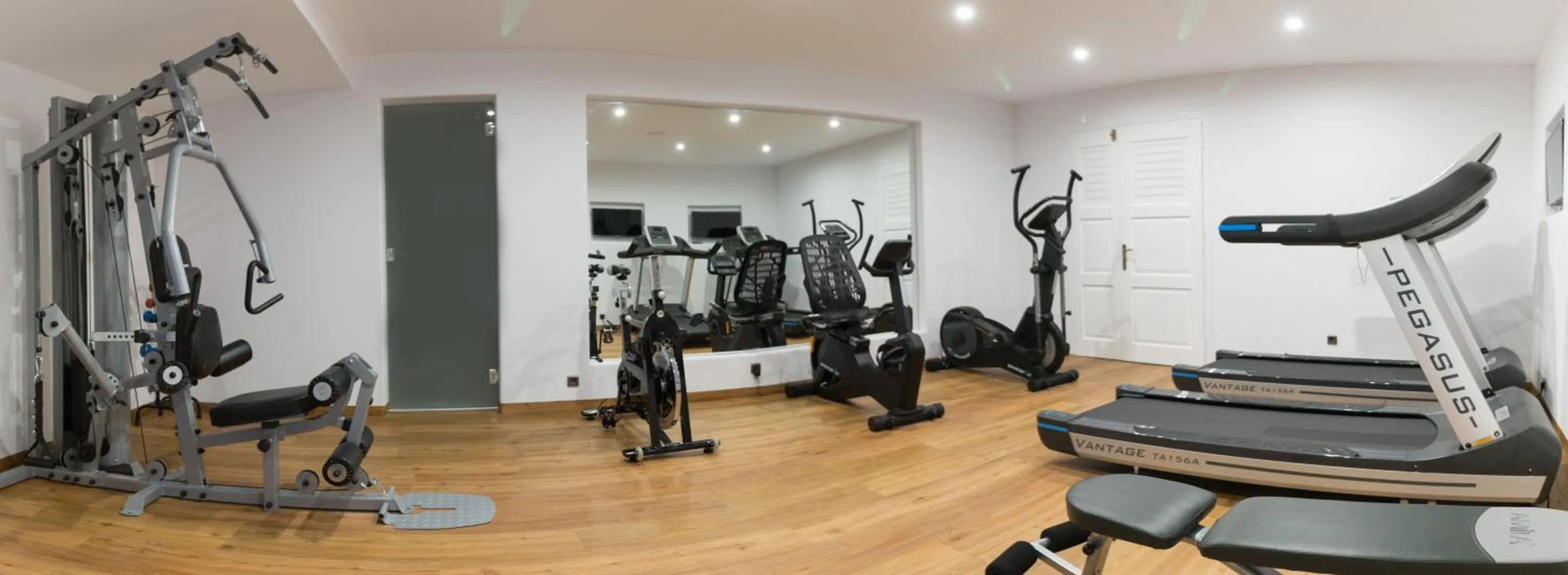 Fitness centre/facilities in Spiros