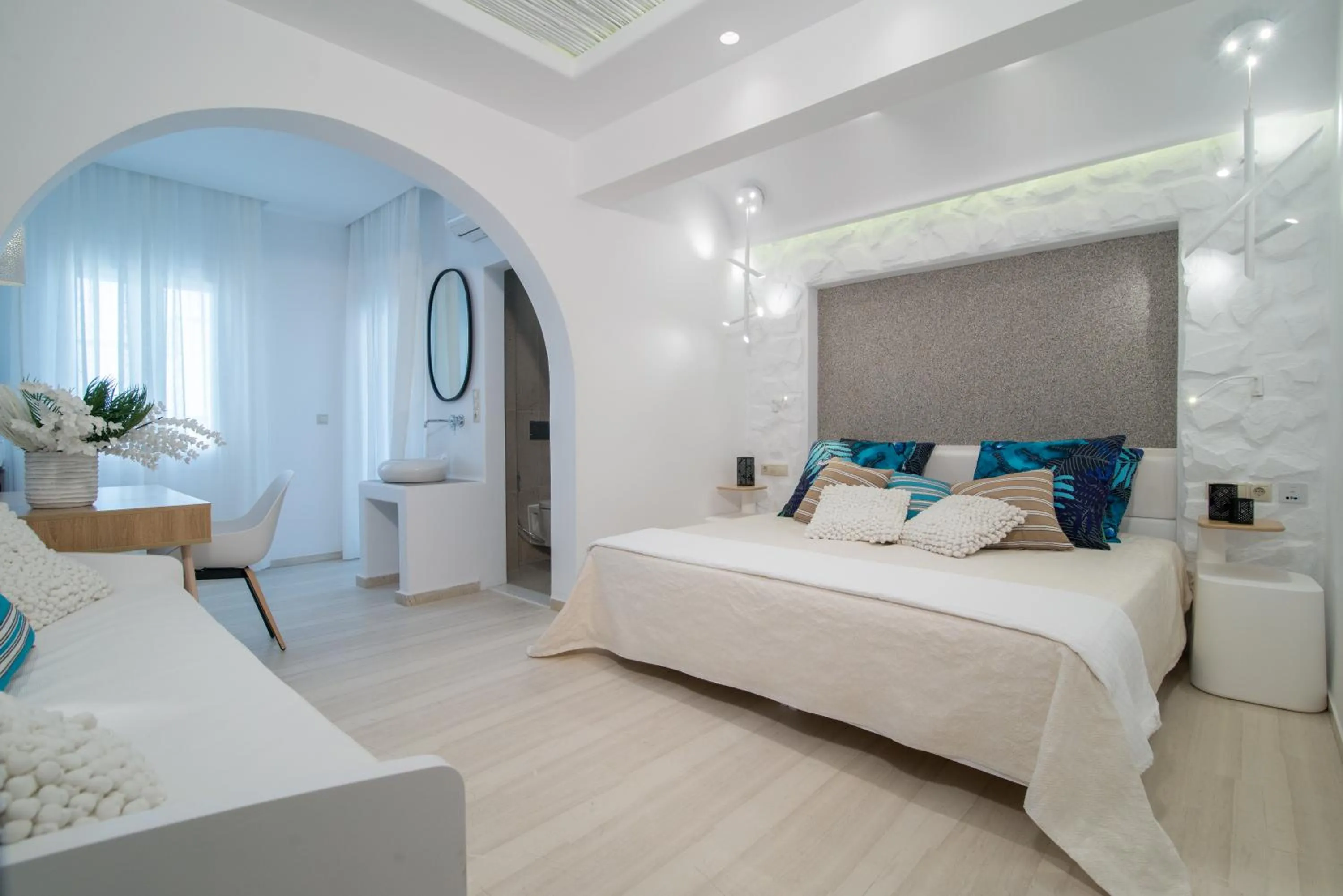 Bedroom, Bed in Spiros