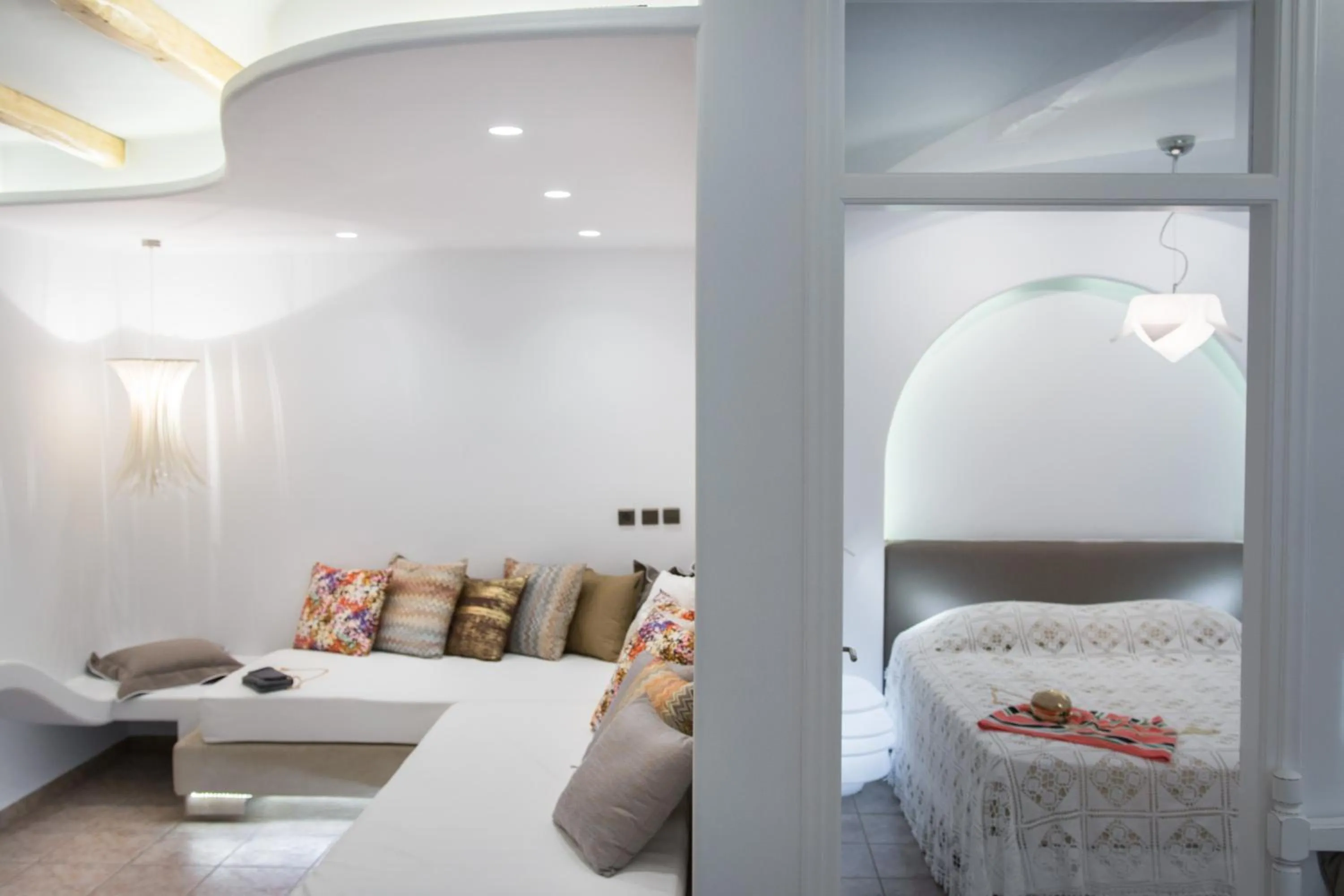 Bedroom, Bed in Spiros