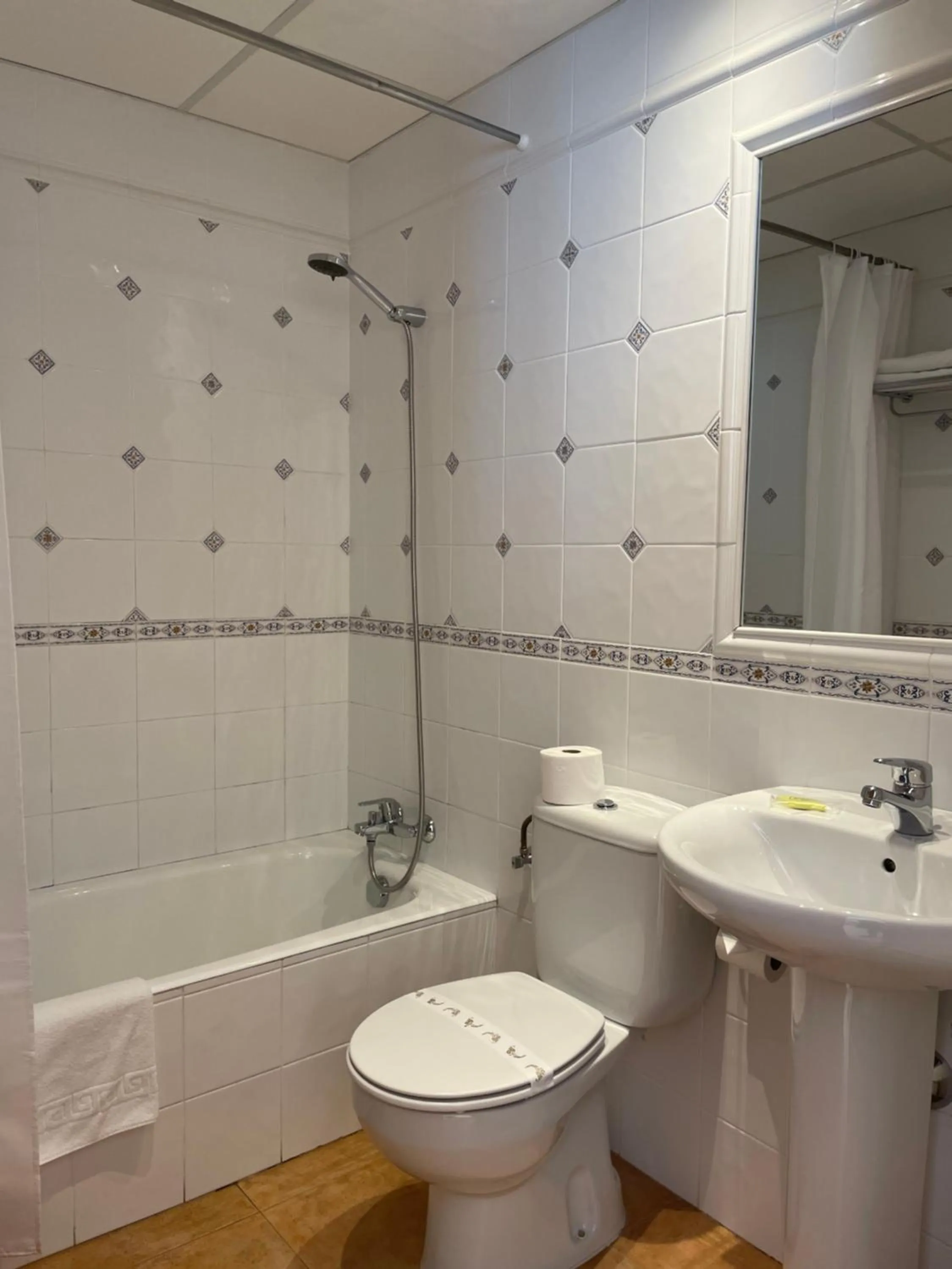 Bathroom in Hotel Cal Martri