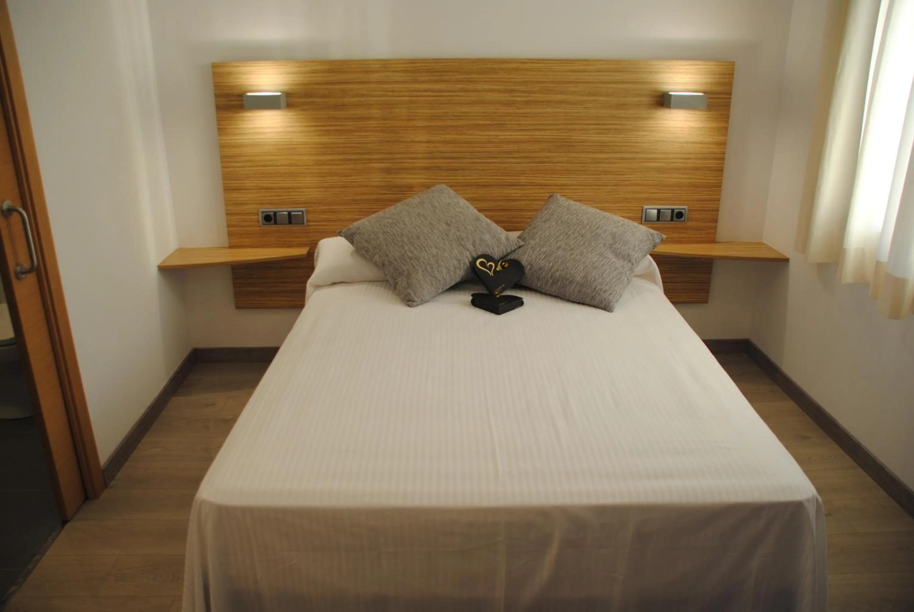 Bed in Hotel Victoria