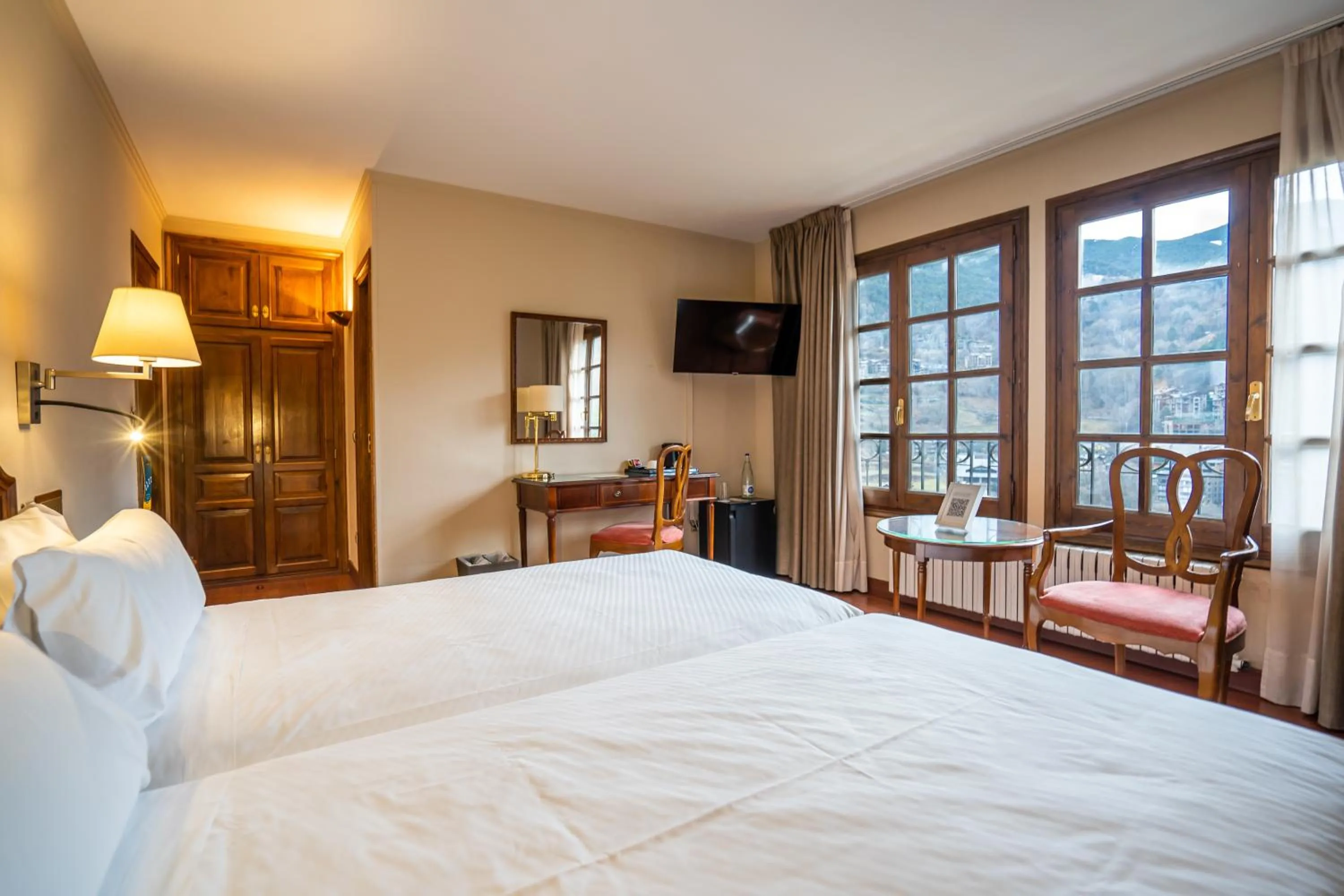 Photo of the whole room, Bed in Abba Xalet Suites Hotel