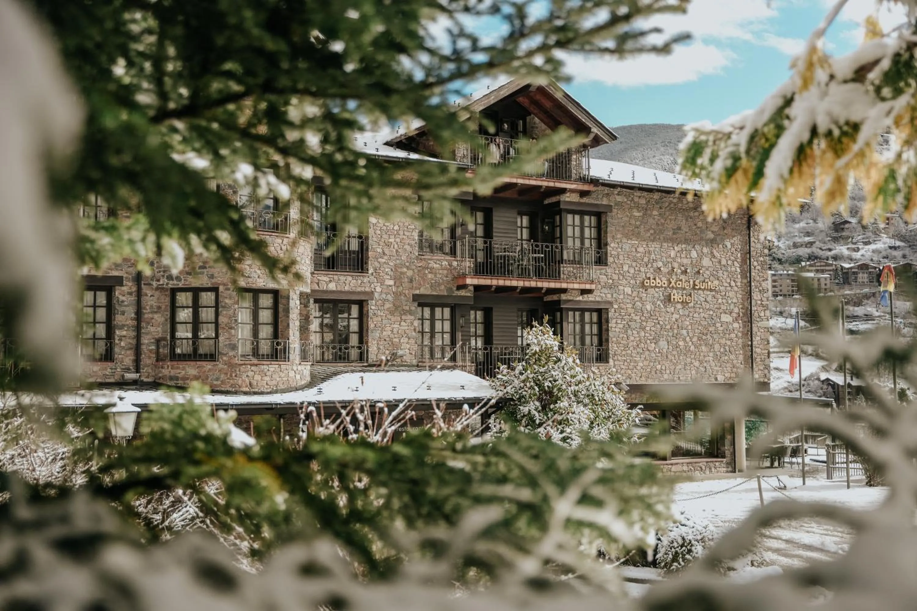 Property building in Abba Xalet Suites Hotel