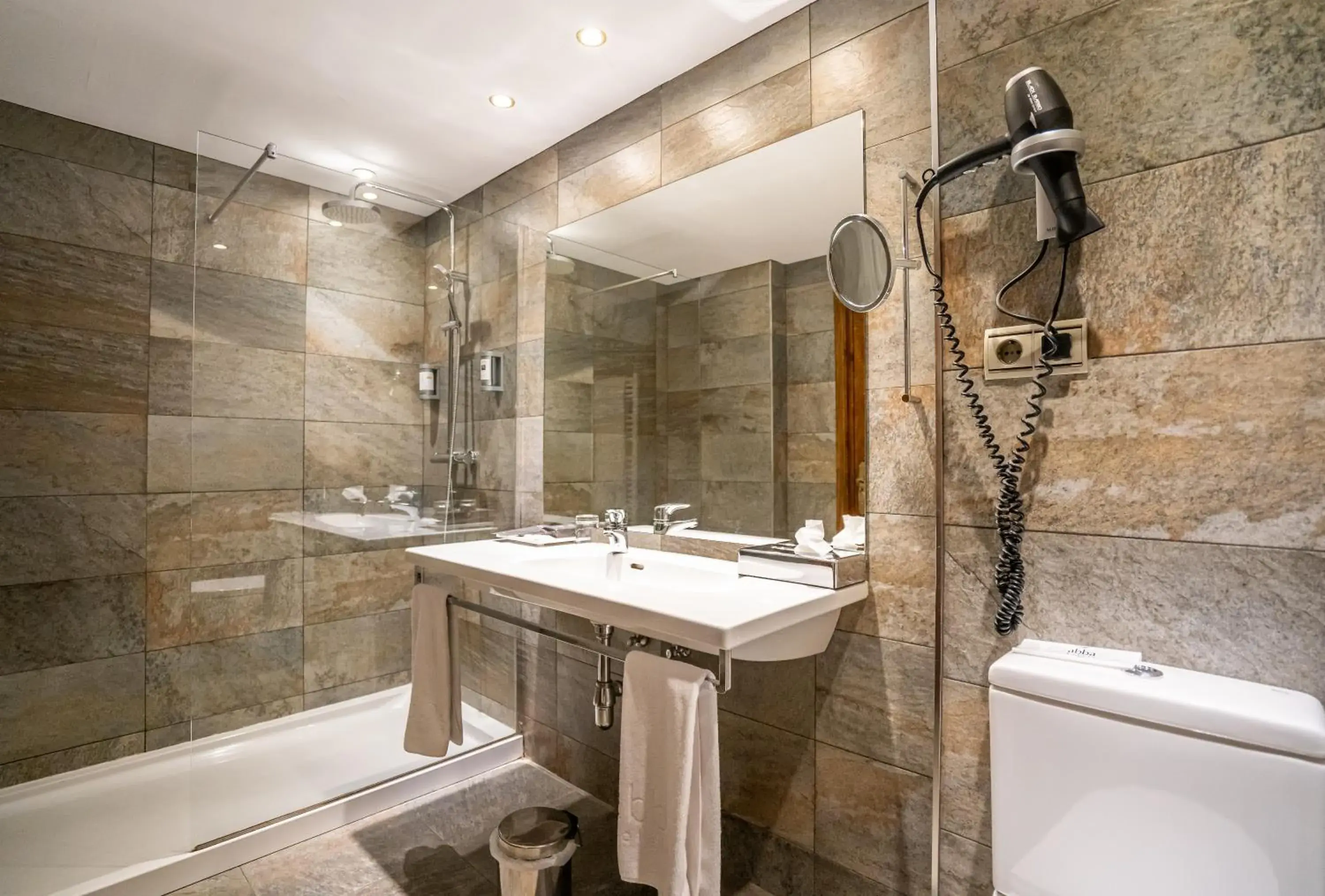 Double or Twin Room in Abba Xalet Suites Hotel Double or Twin Room in Abba Xalet Suites Hotel