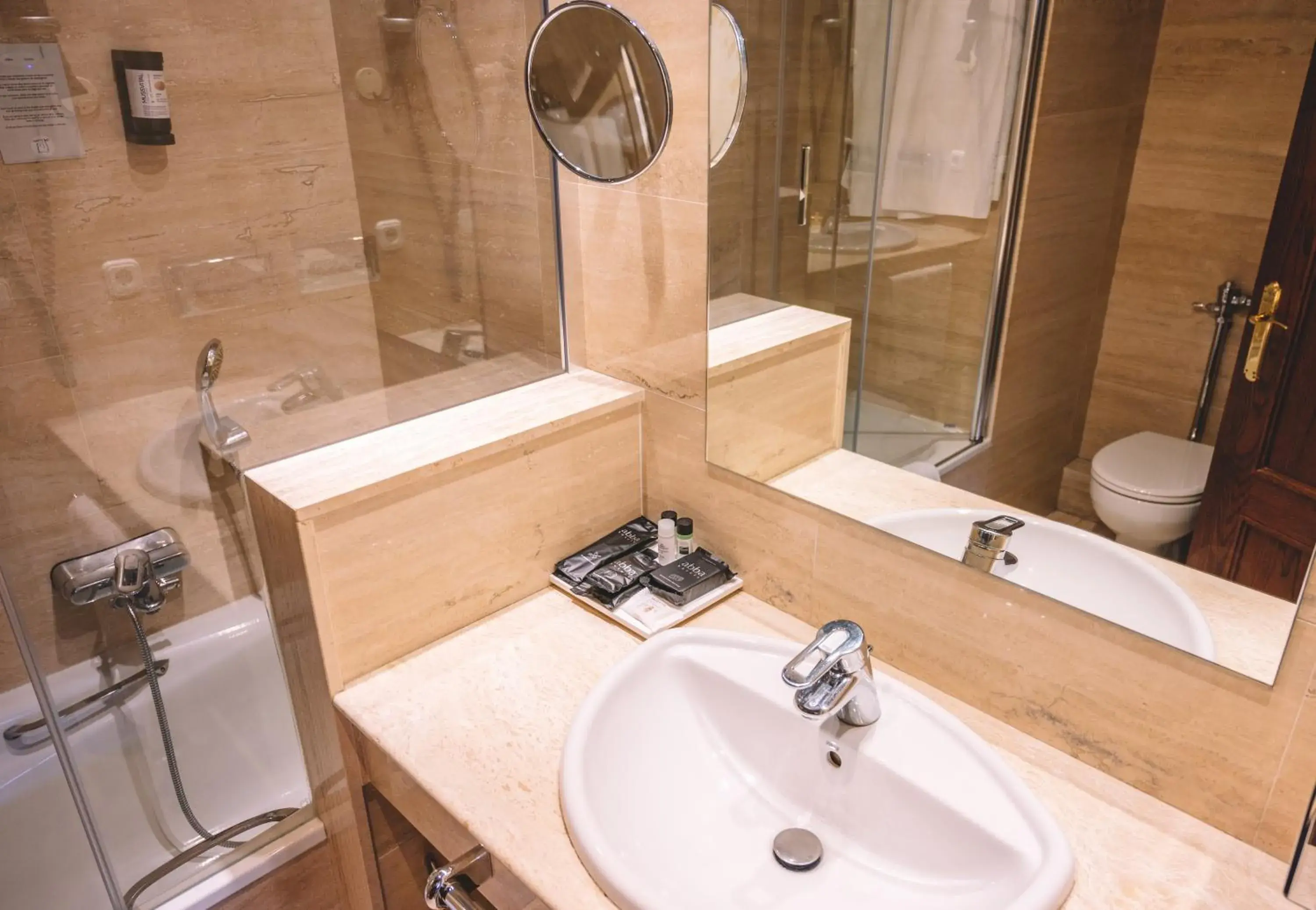 Bathroom in Abba Xalet Suites Hotel Bathroom in Abba Xalet Suites Hotel