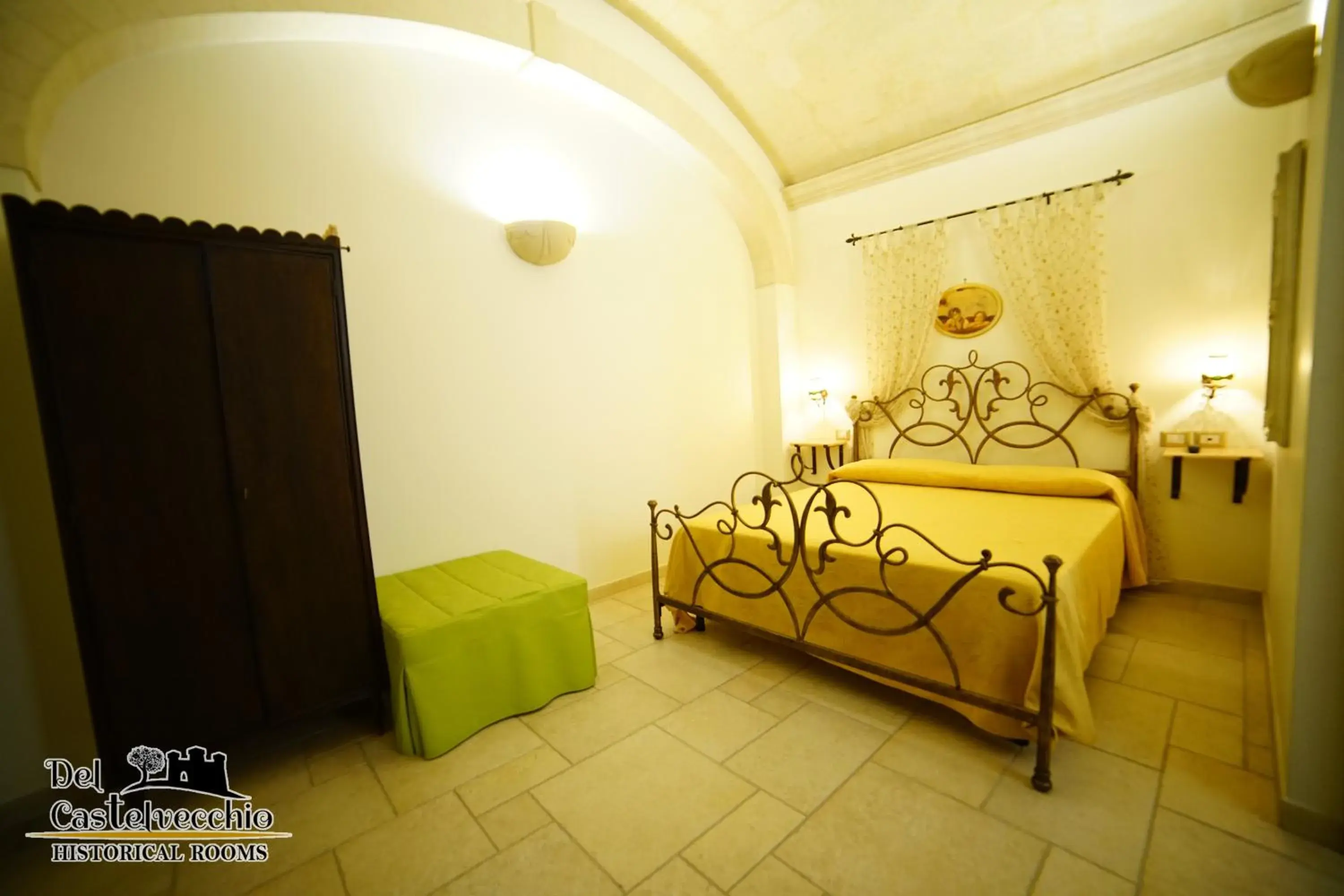 Small Double Room in B&B Del Castelvecchio Small Double Room in B&B Del Castelvecchio