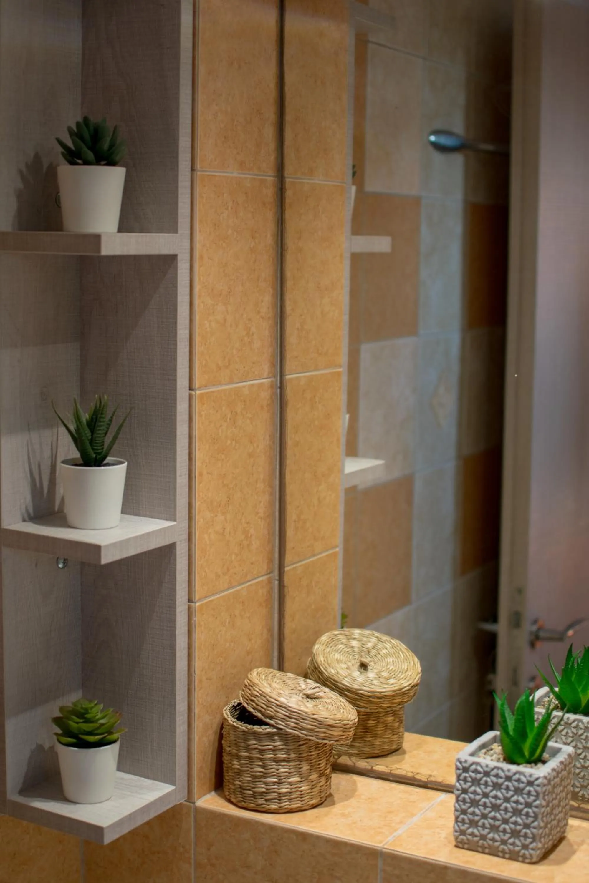 Shower in Villa Orama