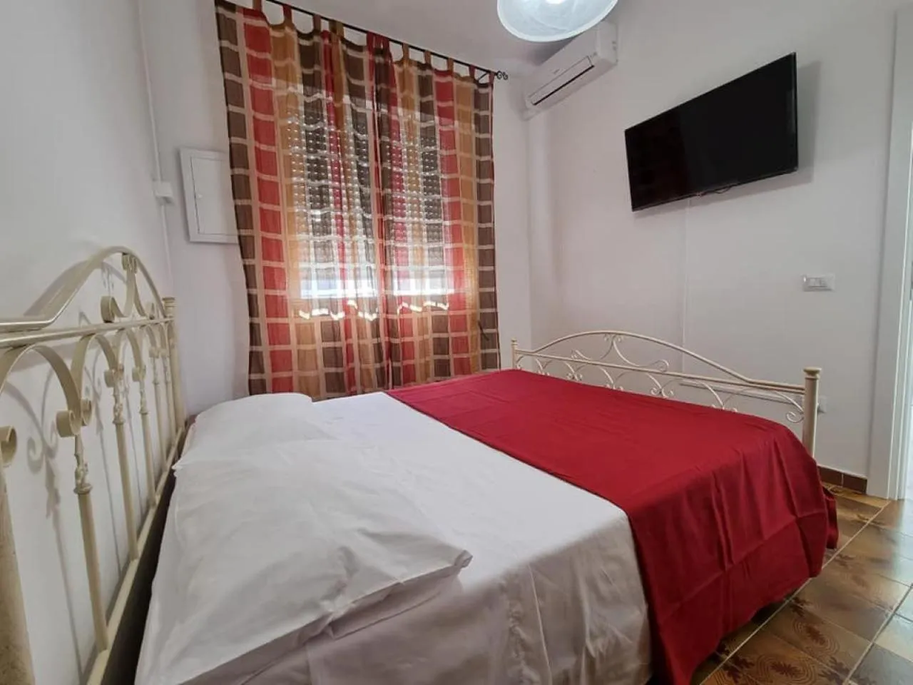 Bedroom, Bed in Alvaro Holiday Home