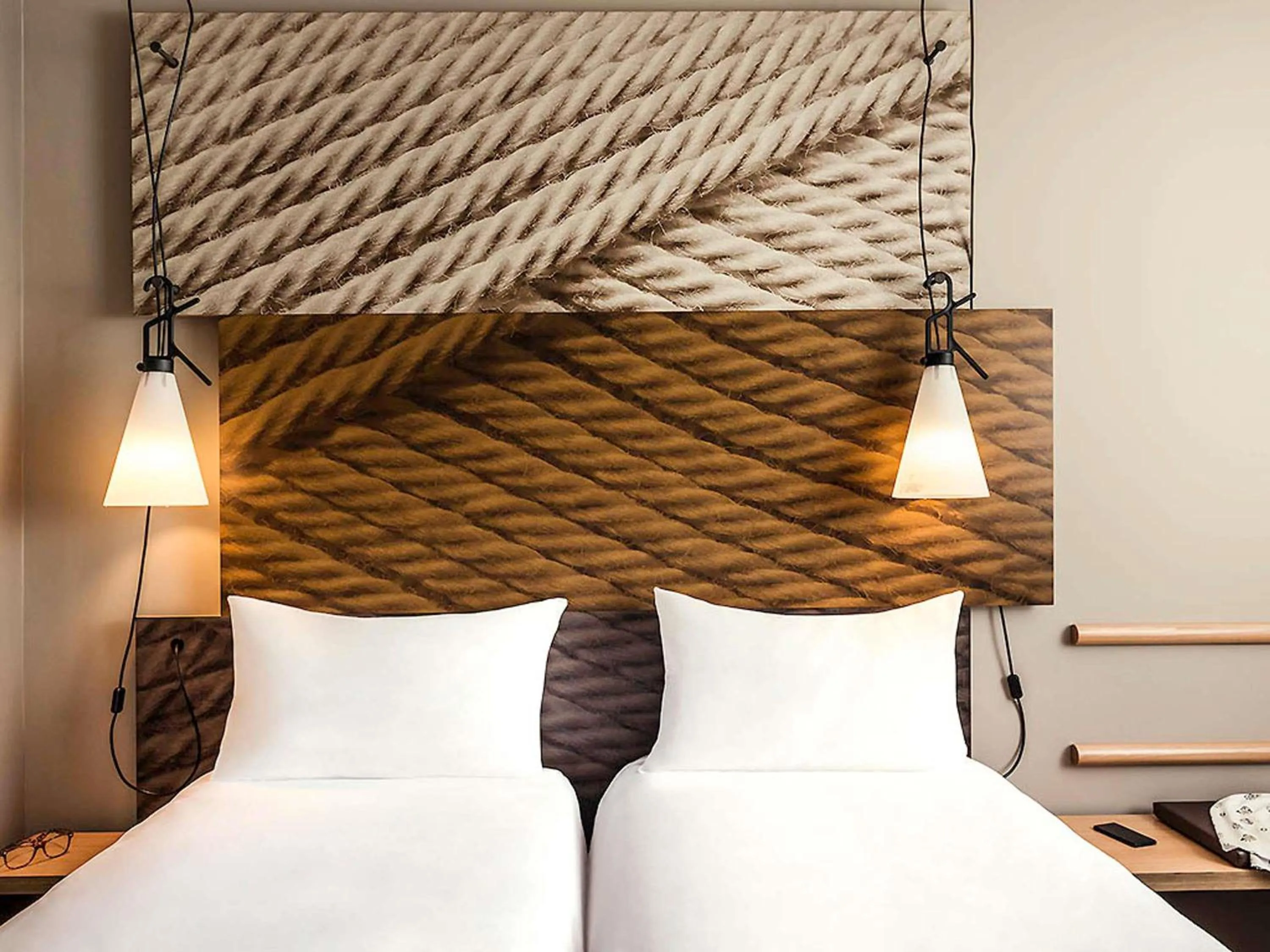 Bedroom, Bed in ibis Saint Quentin en Yvelines - Vélodrome