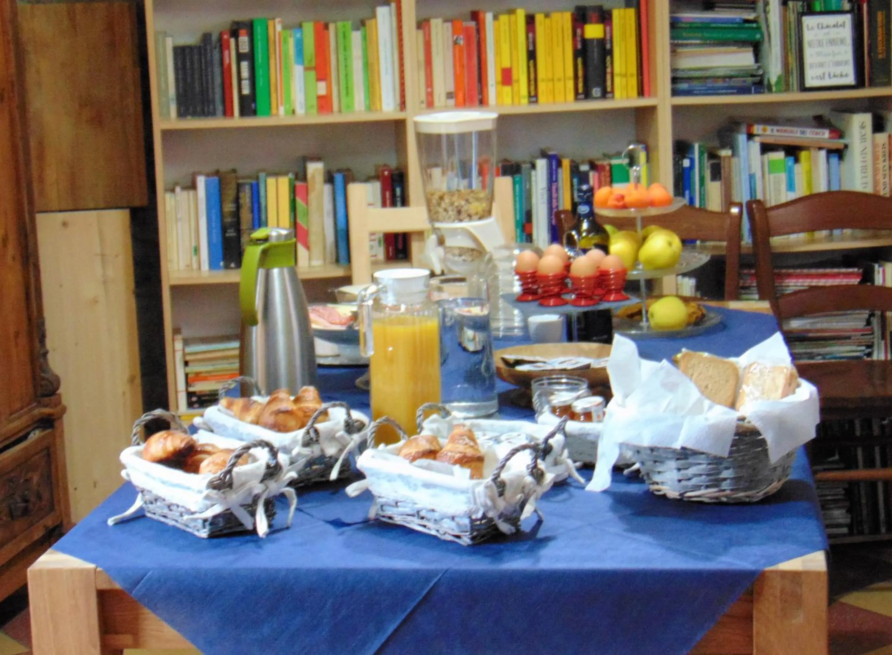 Buffet breakfast in B&B Antica Corte