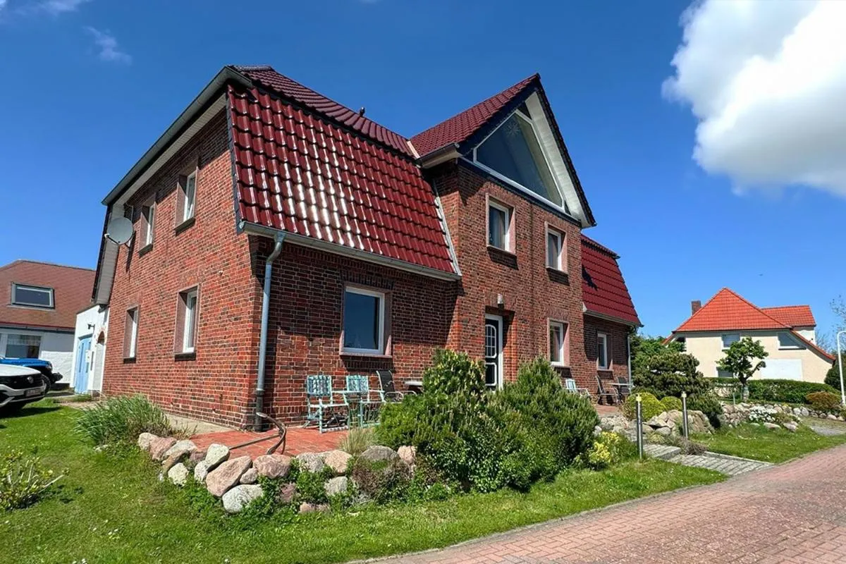 Property building in Ferienwohnung Boddenzander